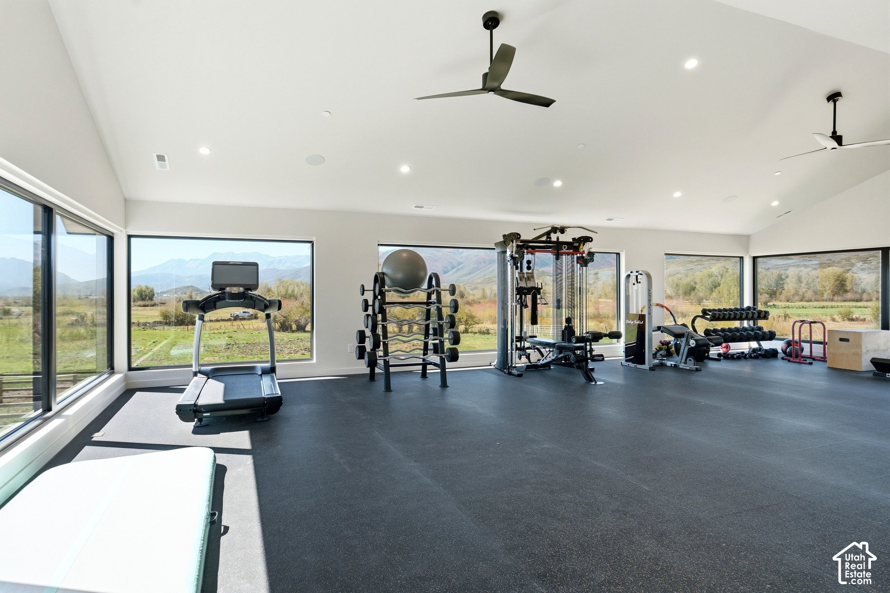 main property photo 66