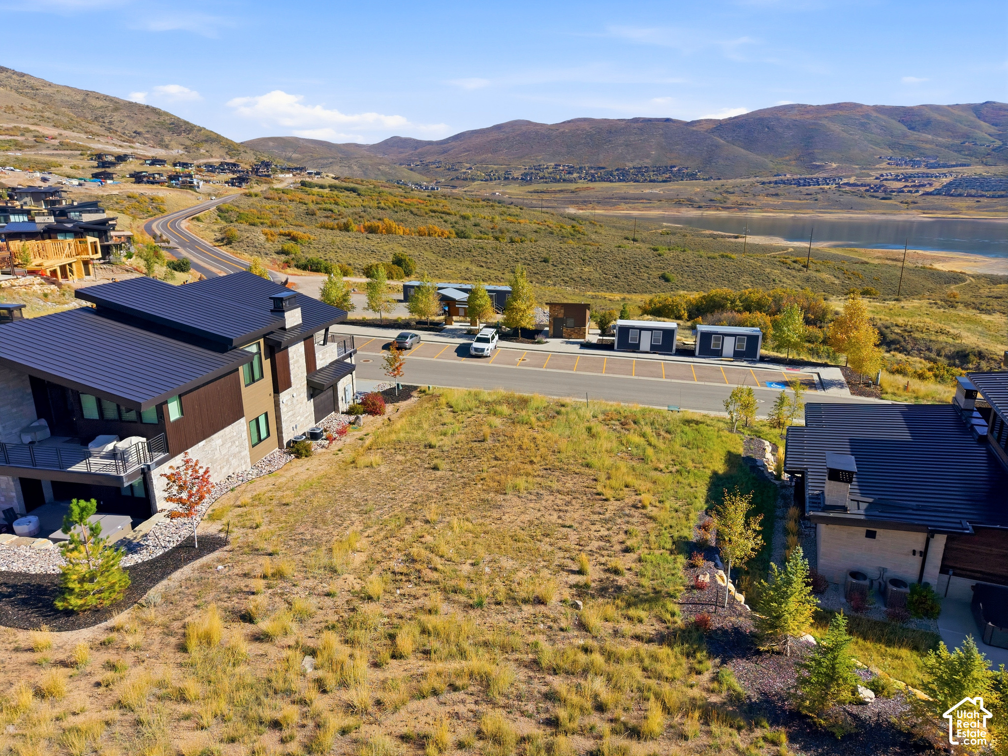 main property photo 15