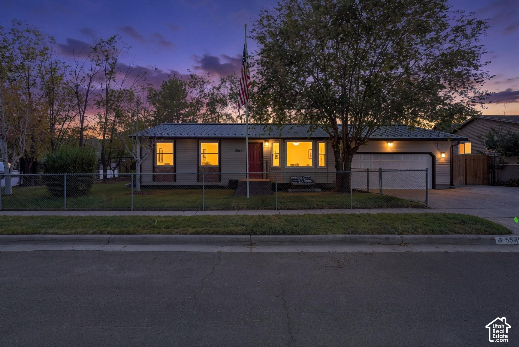 main property photo 22