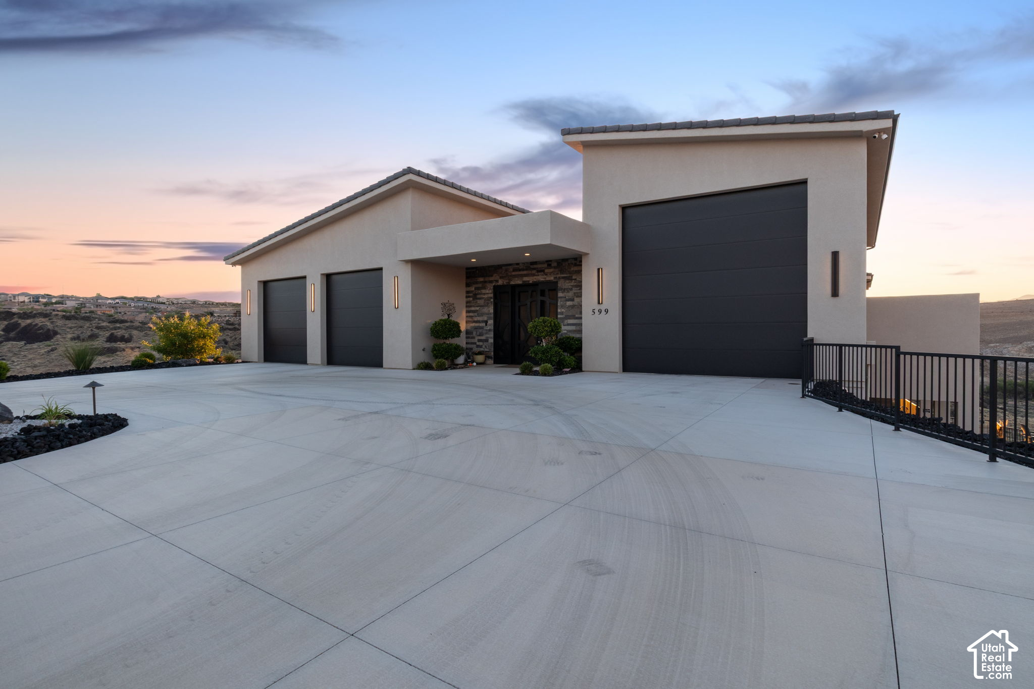 main property photo 114