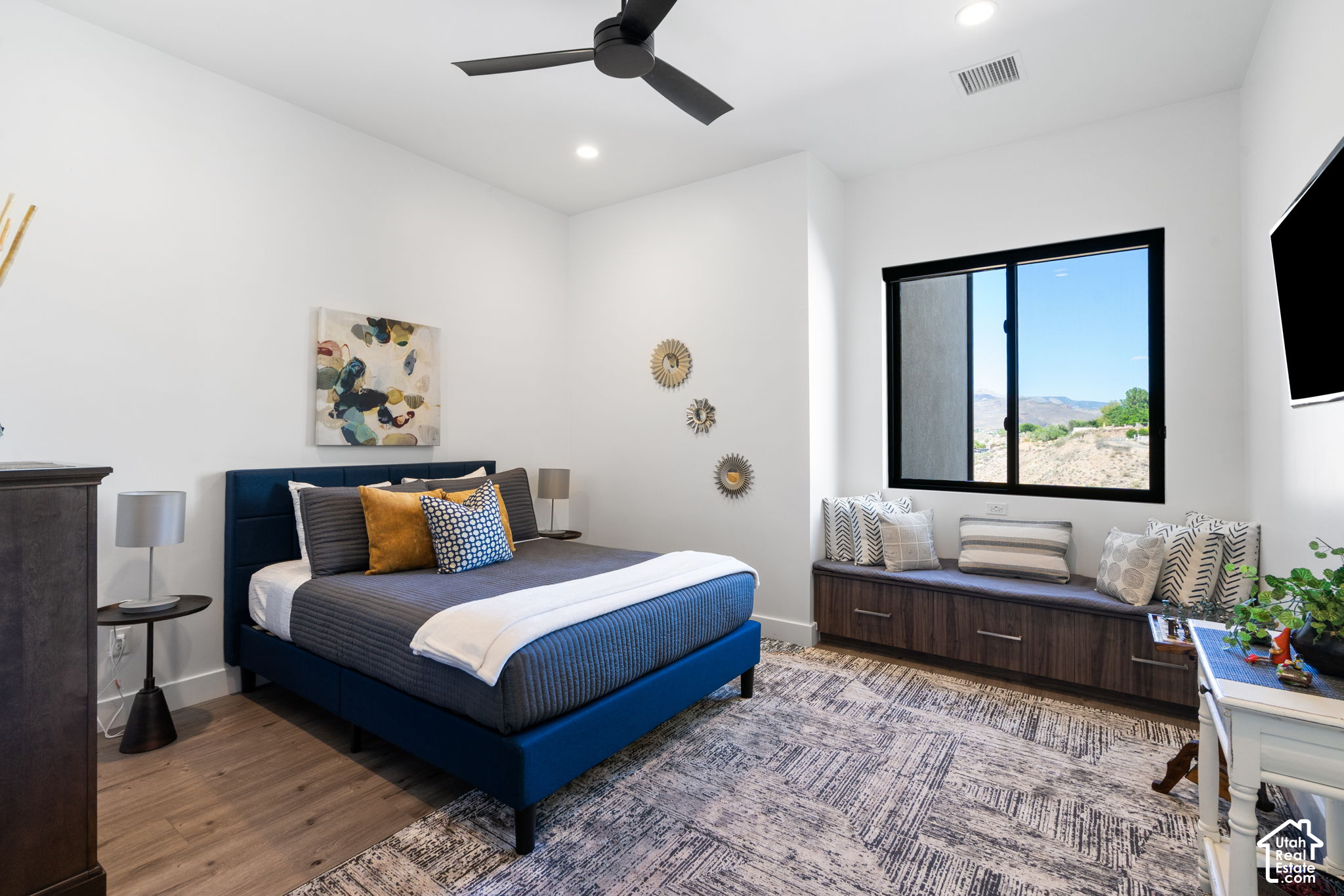 main property photo 67