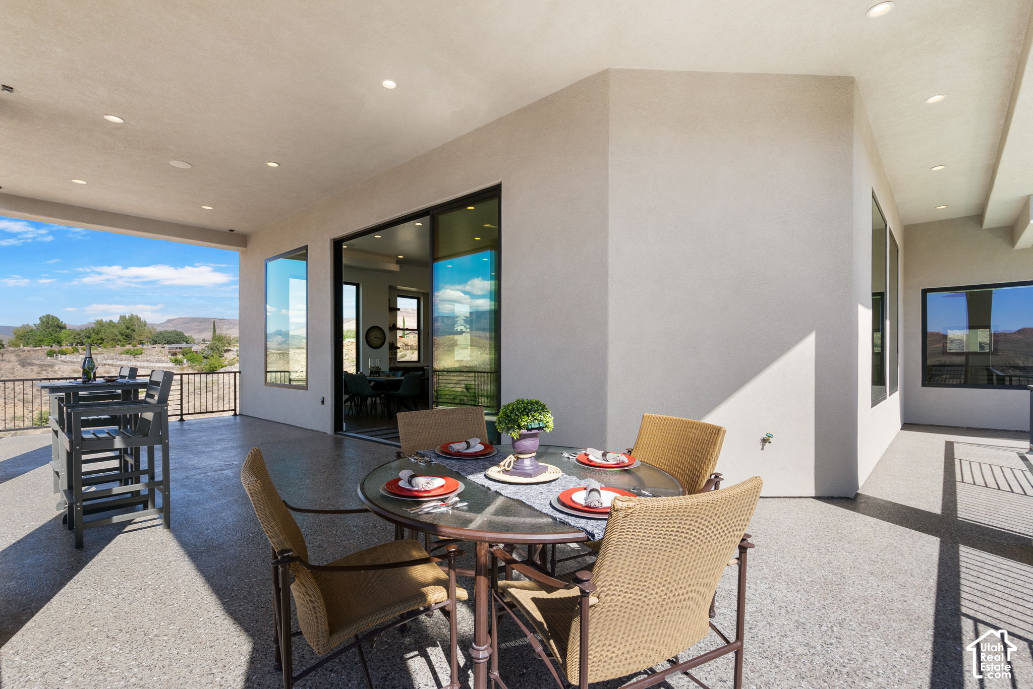 main property photo 80