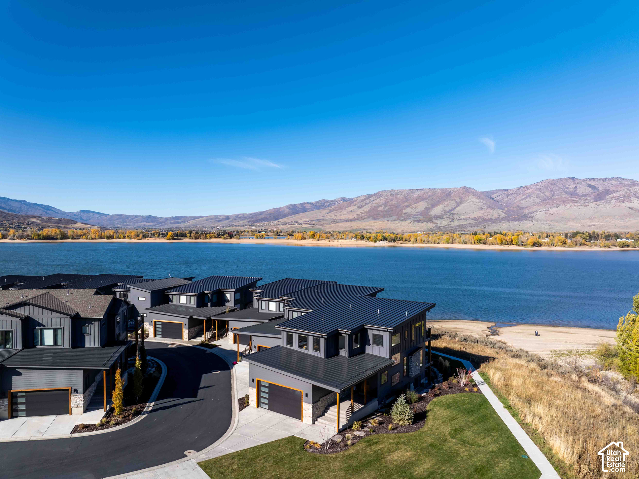 main property photo 82