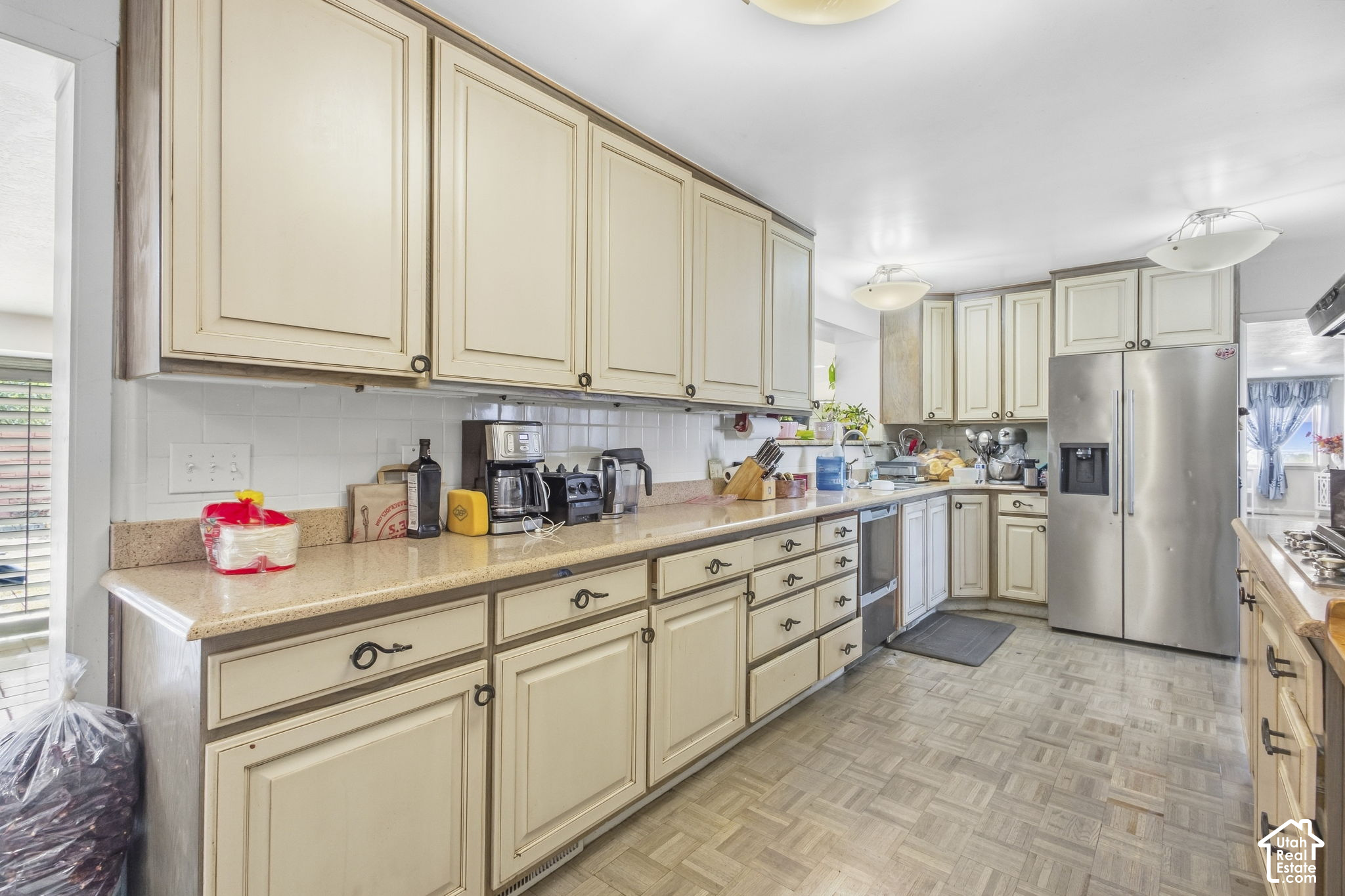 main property photo 14