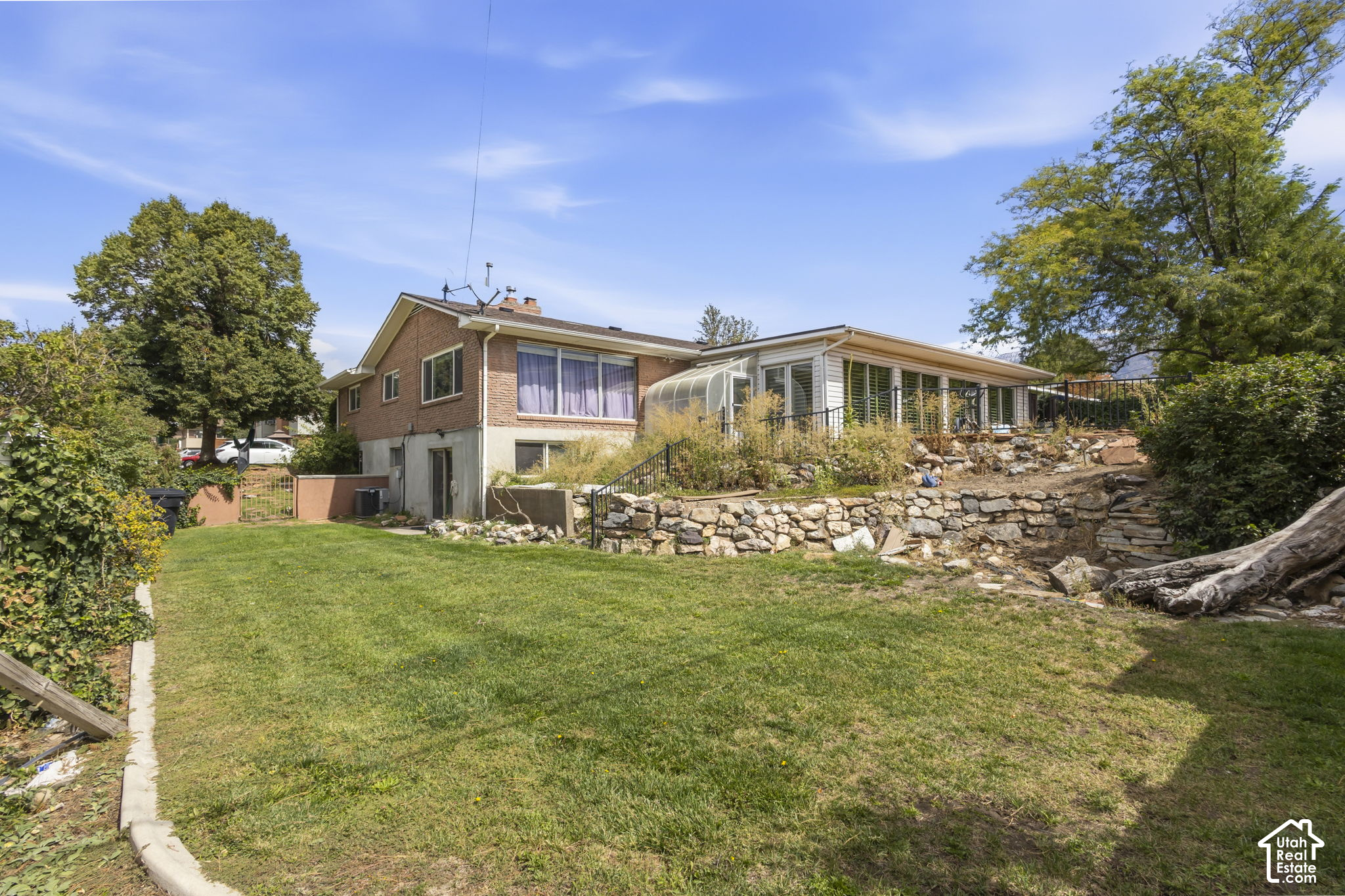 main property photo 38