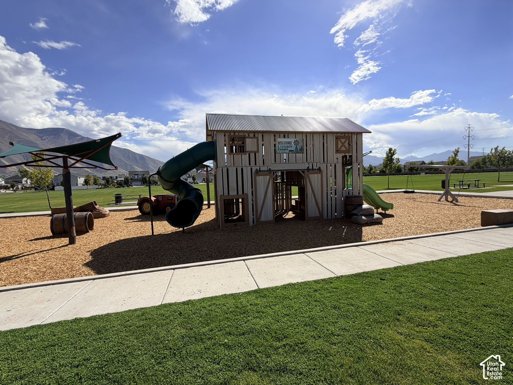 main property photo 46