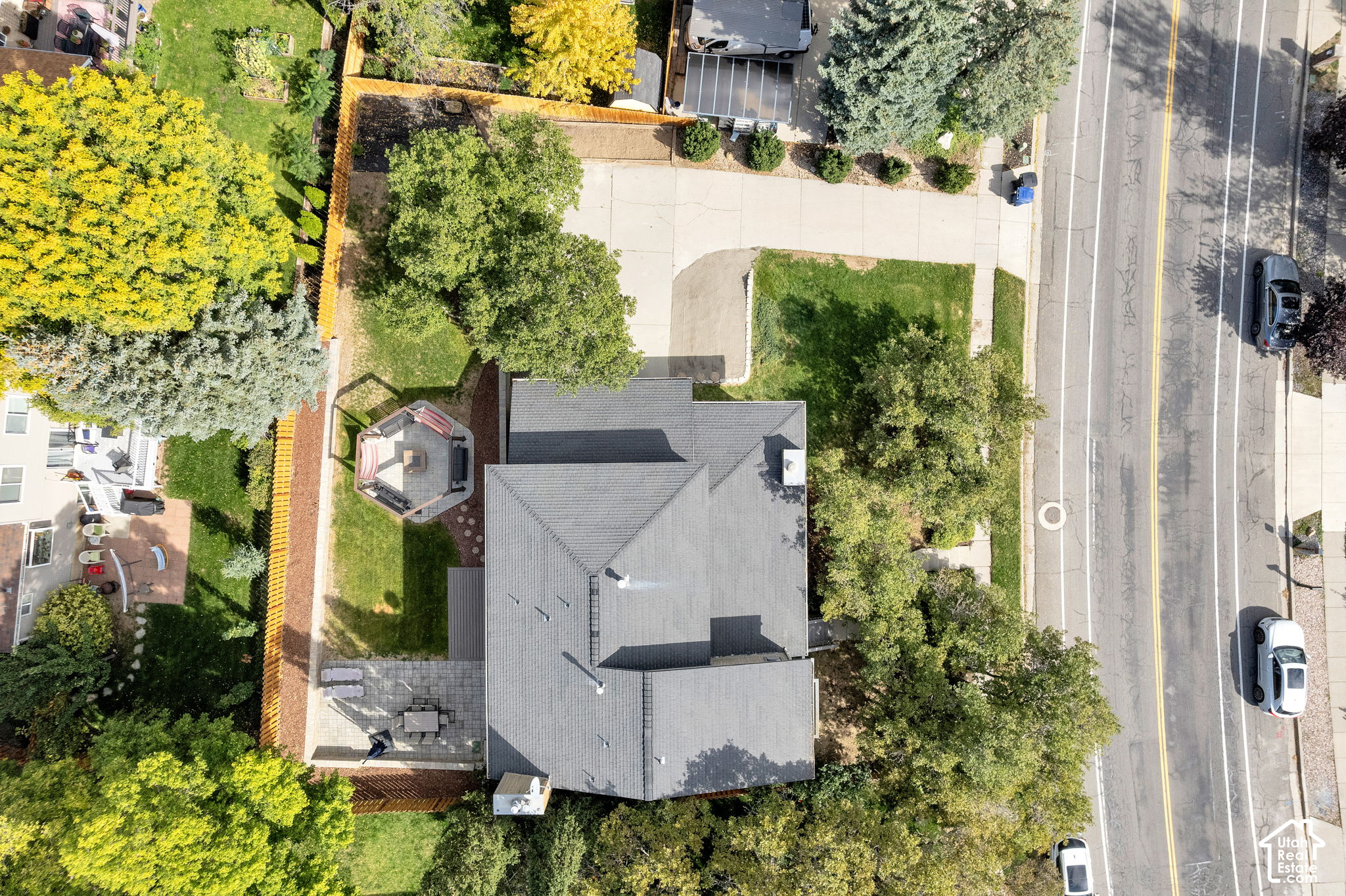 main property photo 39