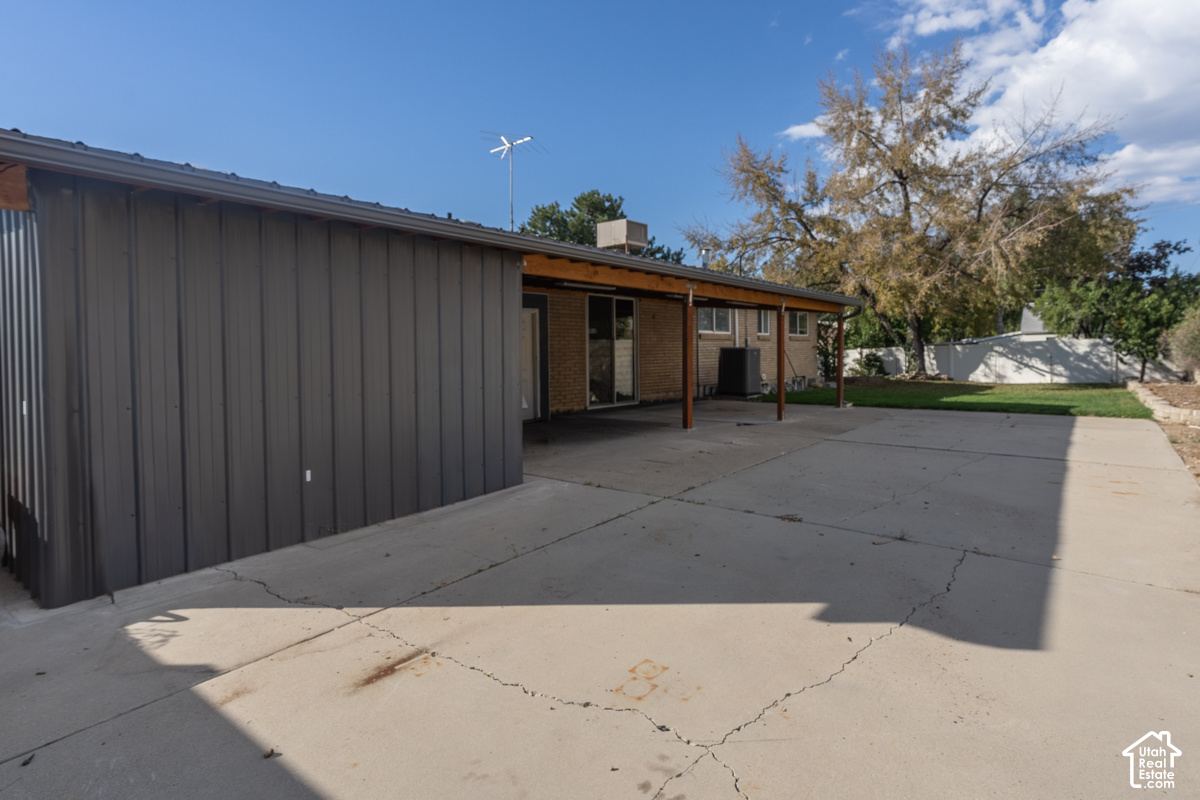 main property photo 37