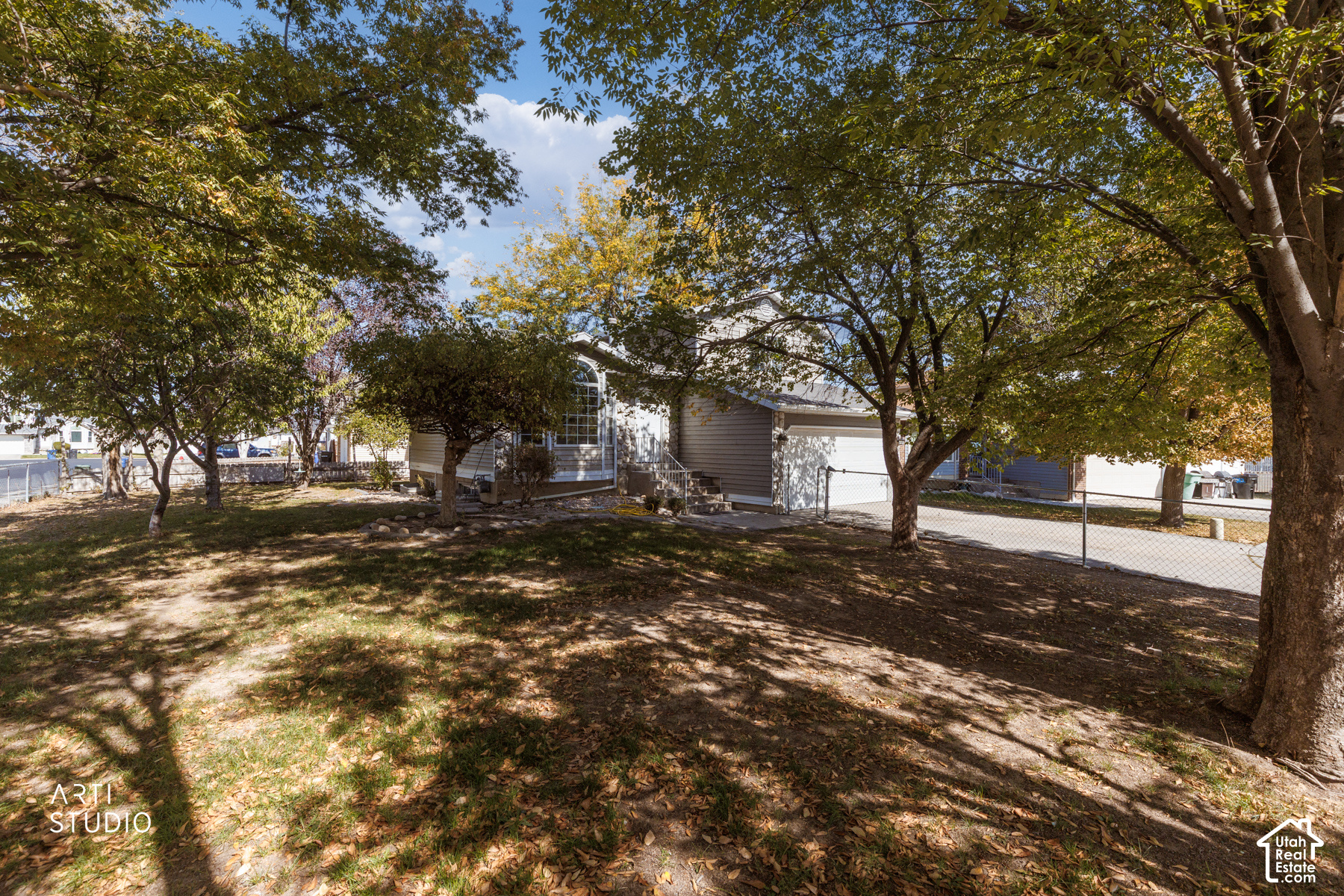 main property photo 29