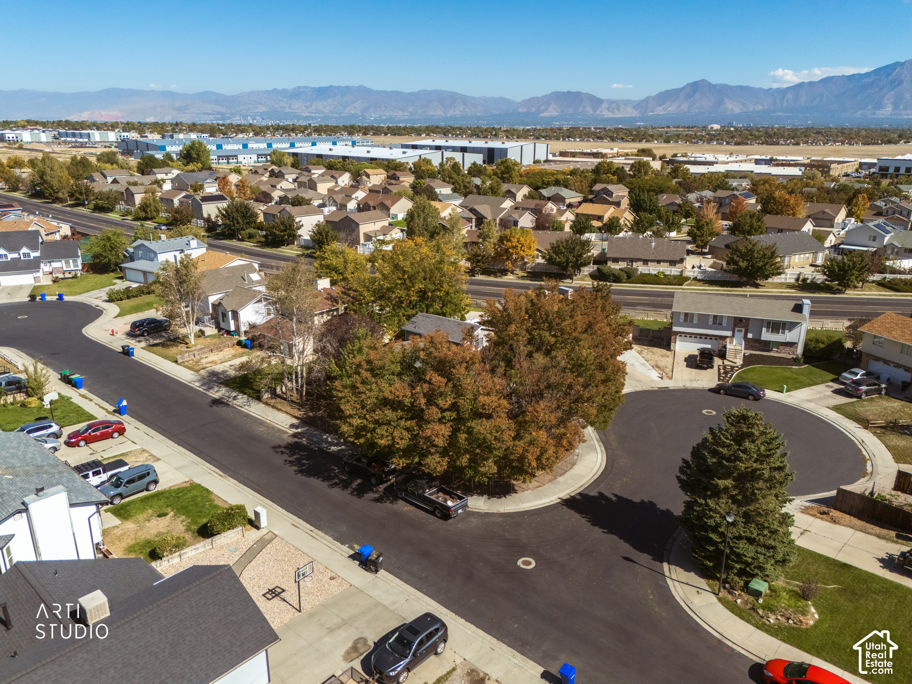 main property photo 38
