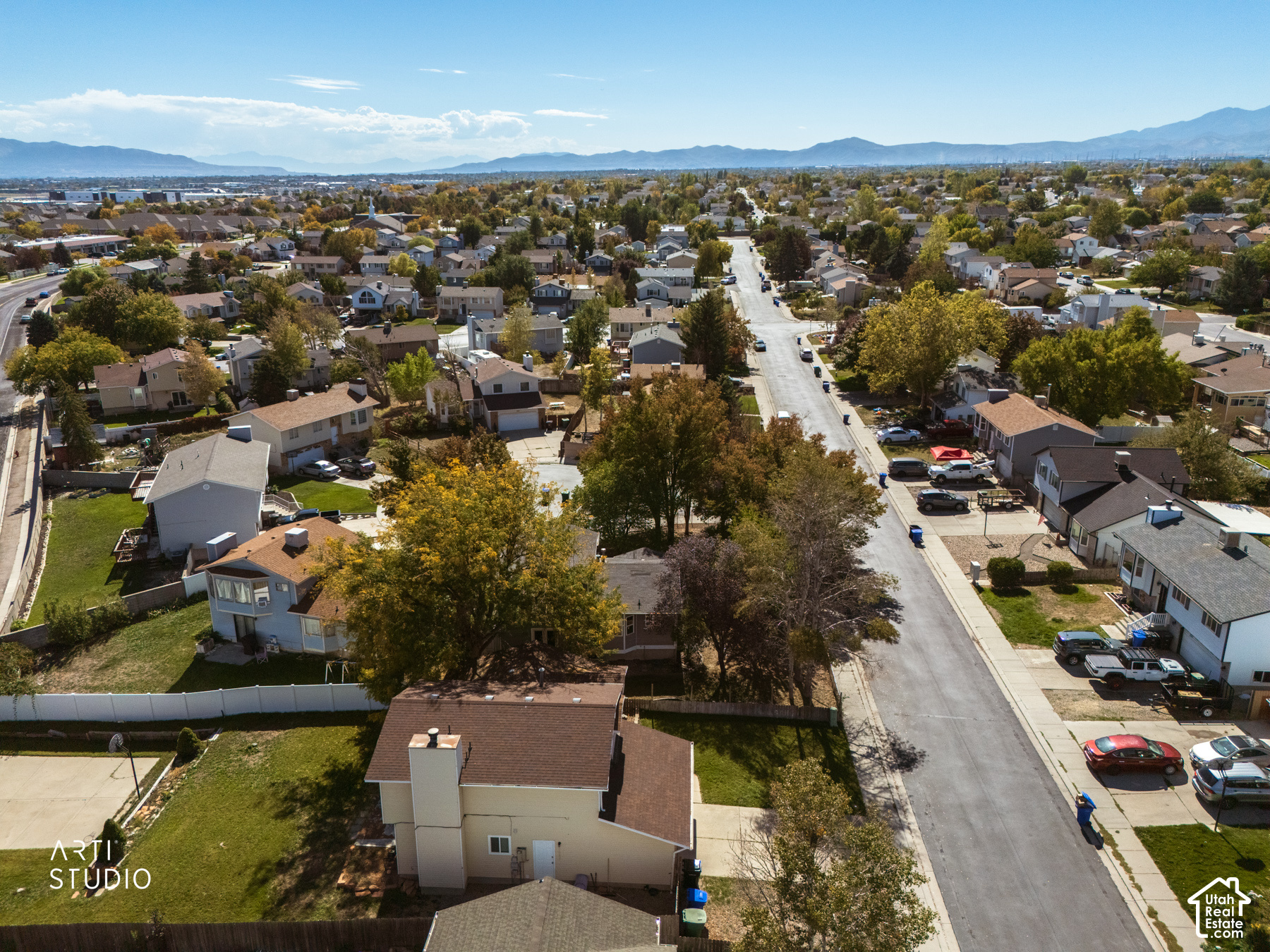 main property photo 40