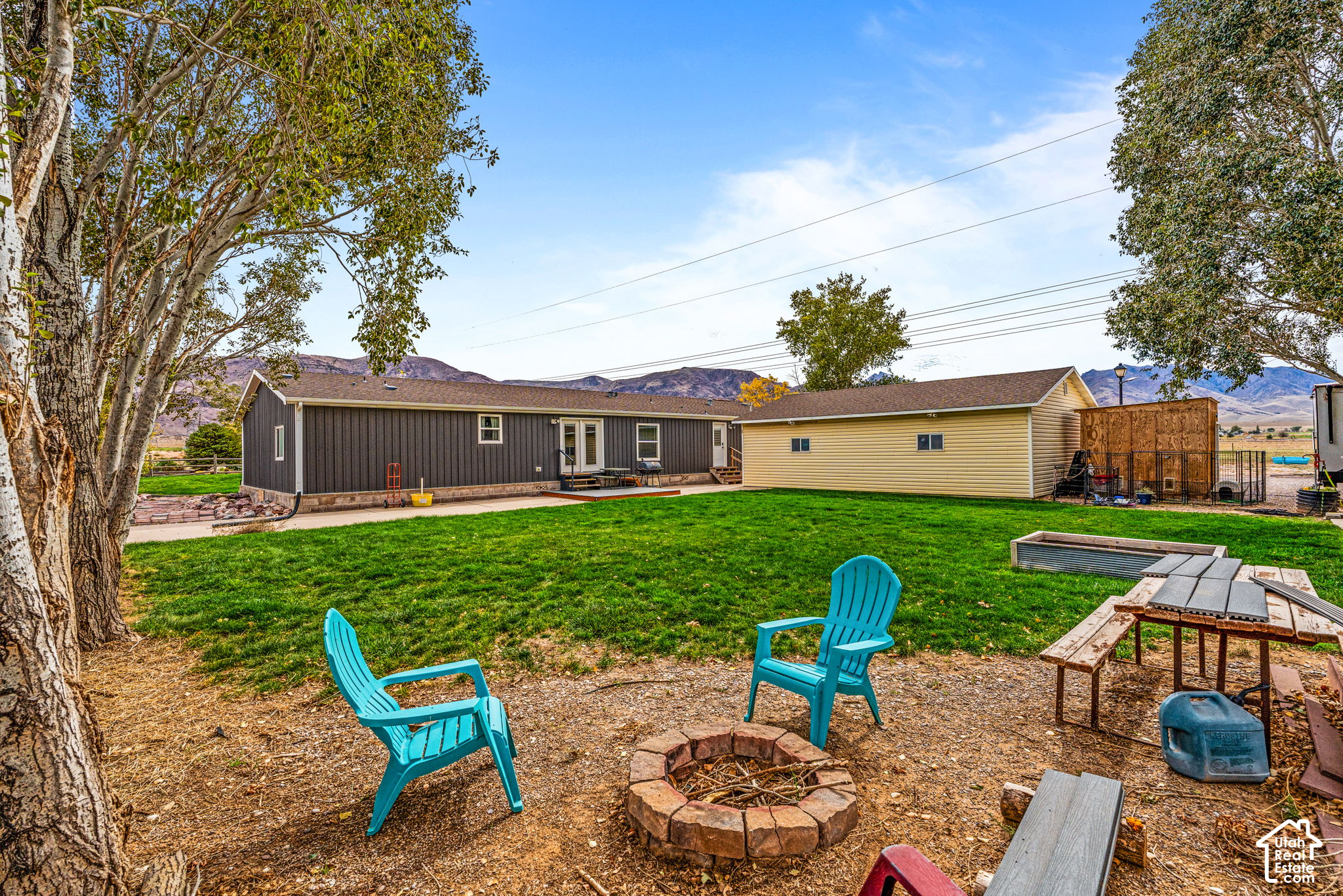 main property photo 38