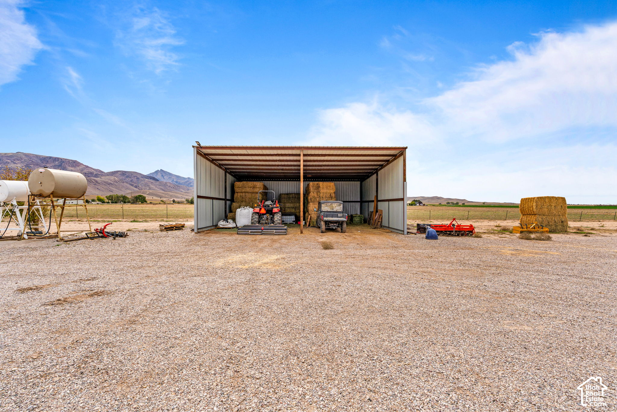 main property photo 43
