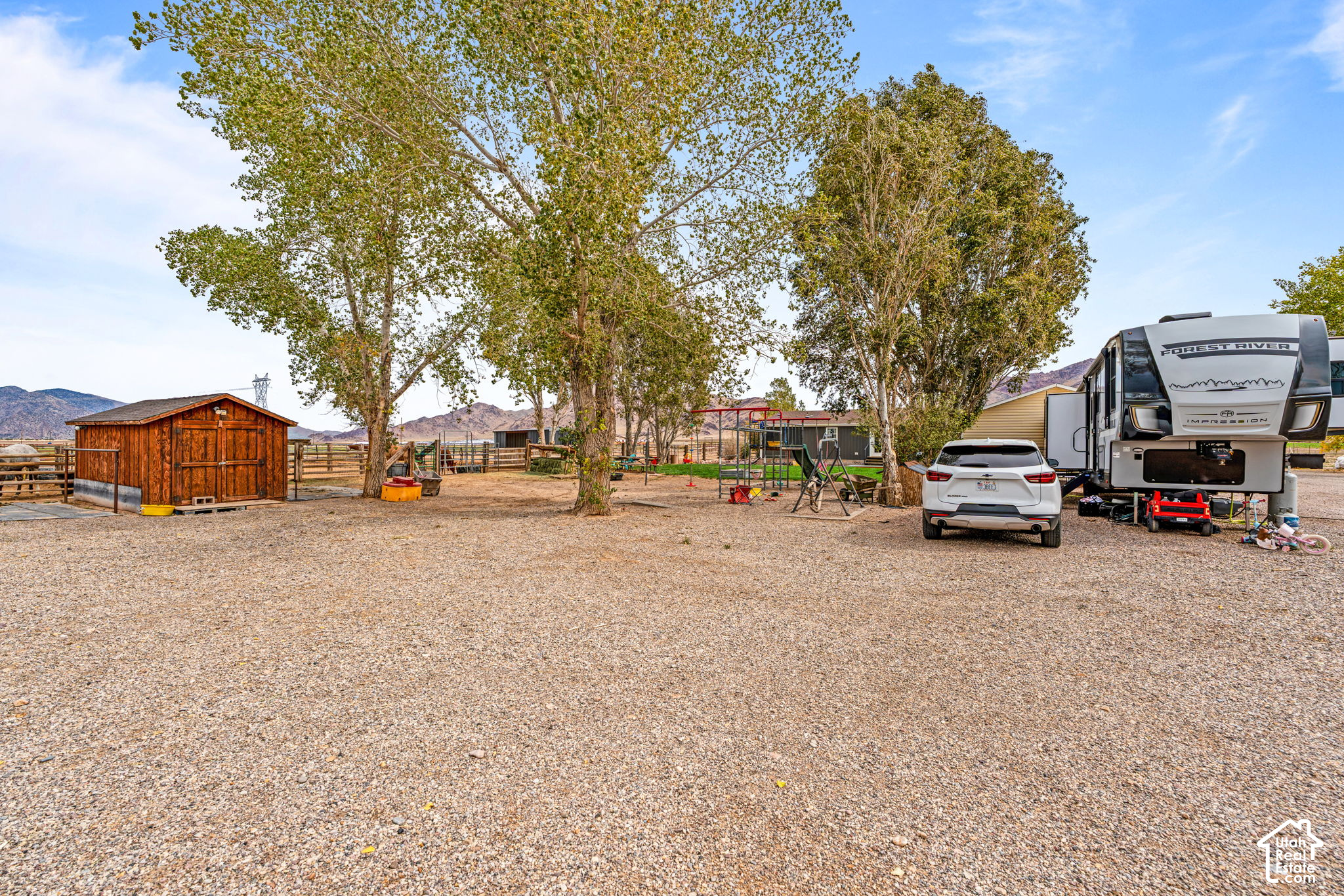 main property photo 44