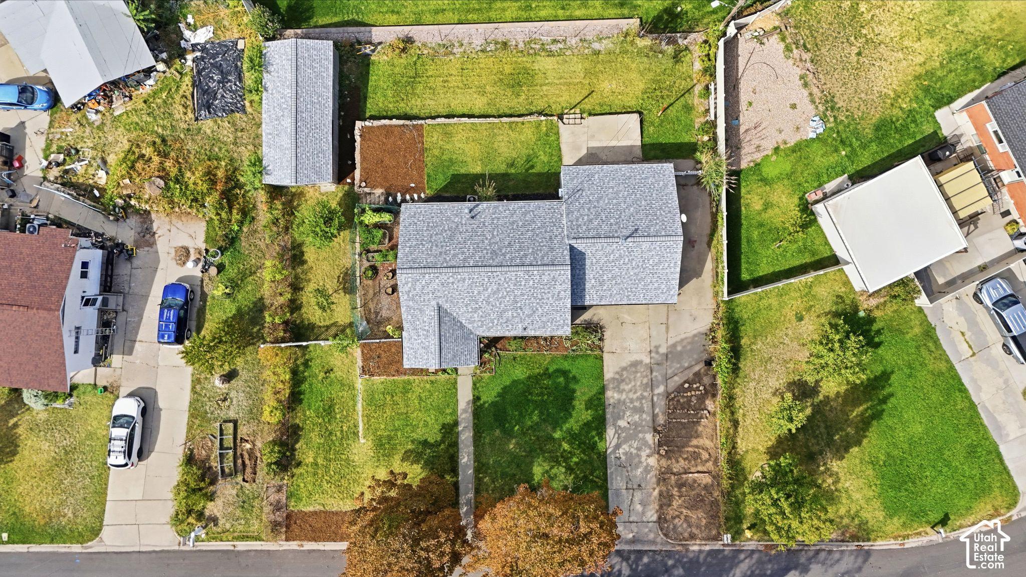 main property photo 27