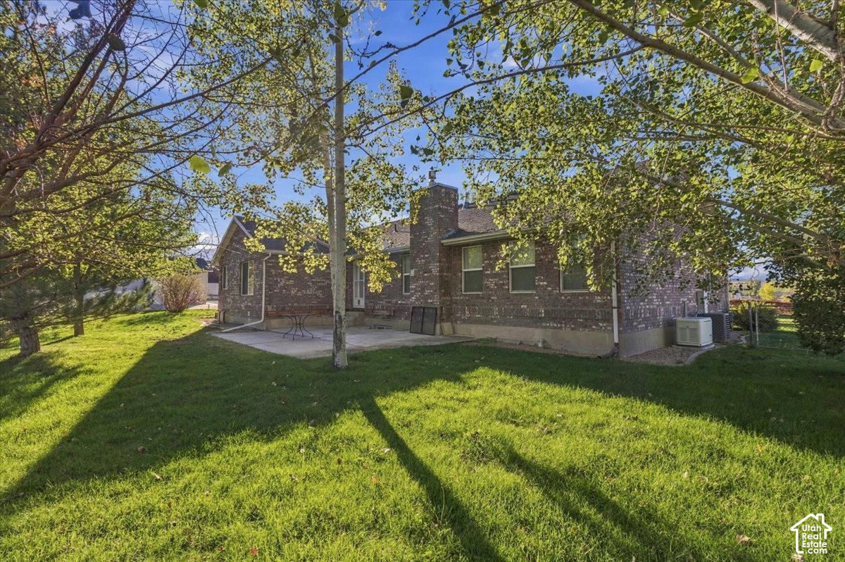 main property photo 36