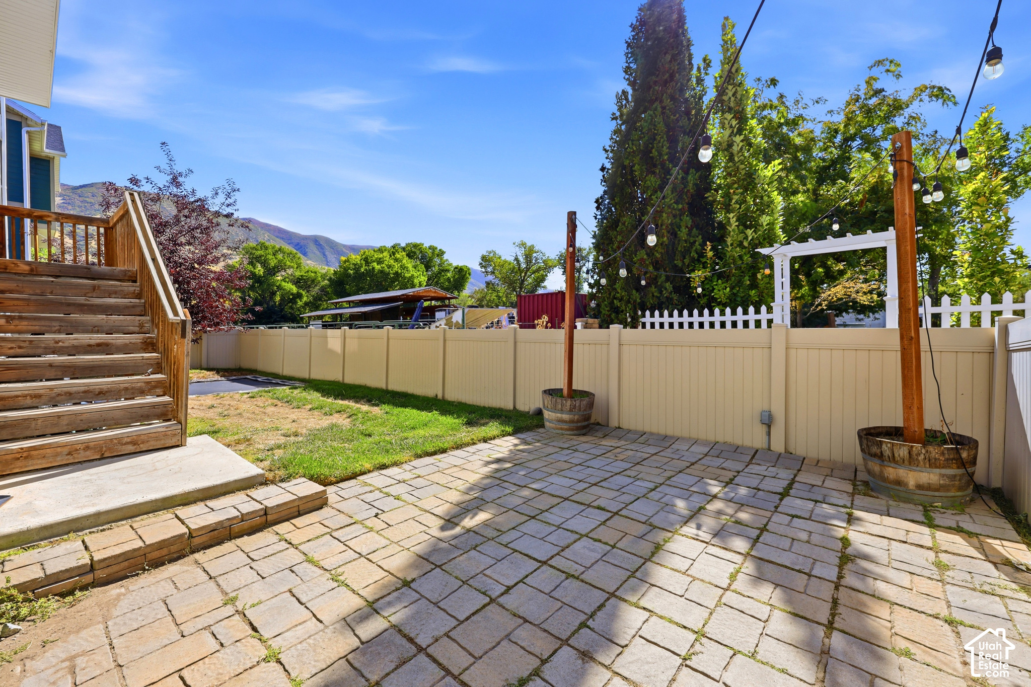 main property photo 26