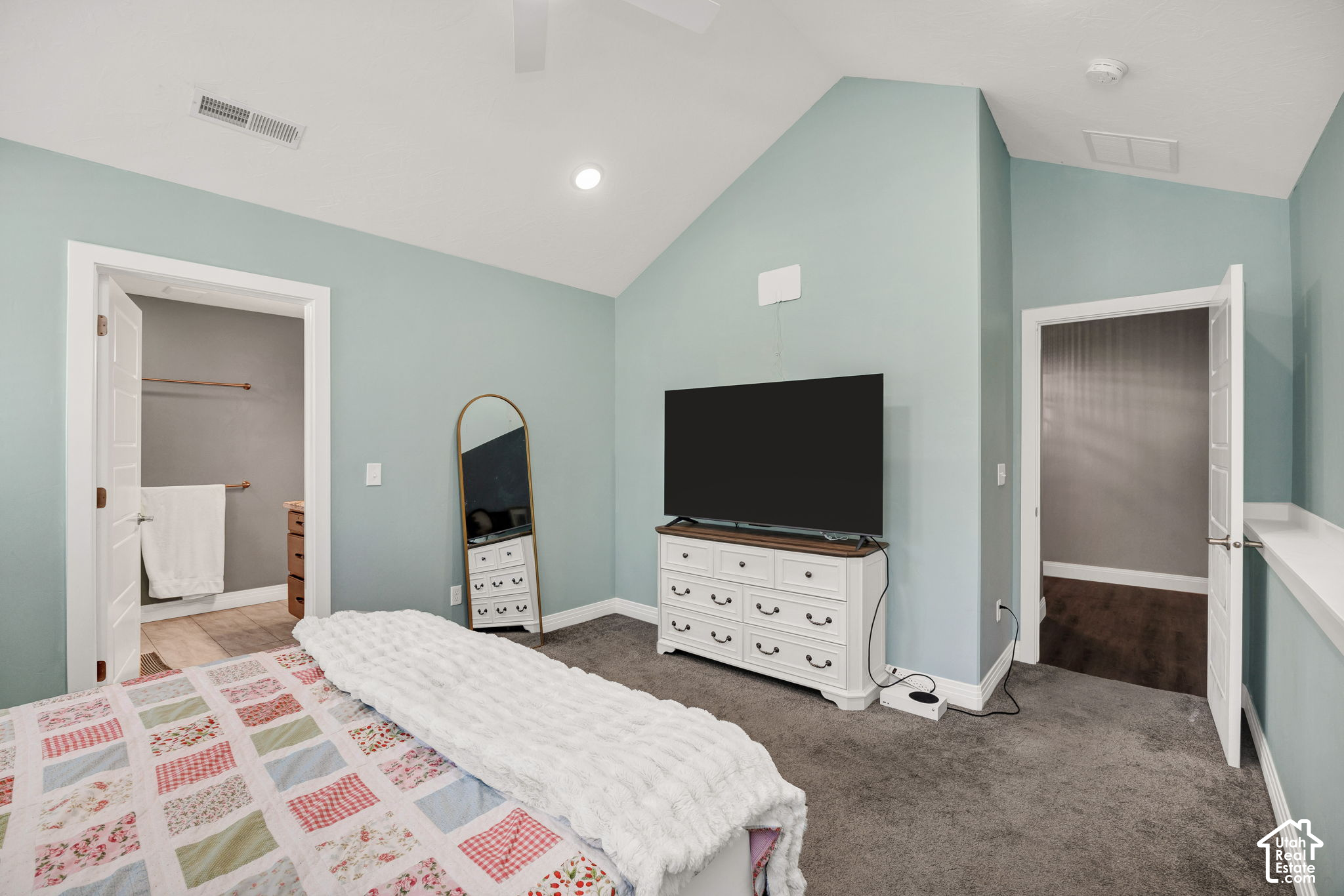 main property photo 59