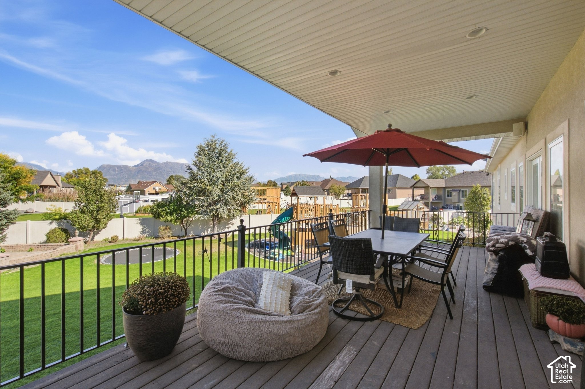 main property photo 71