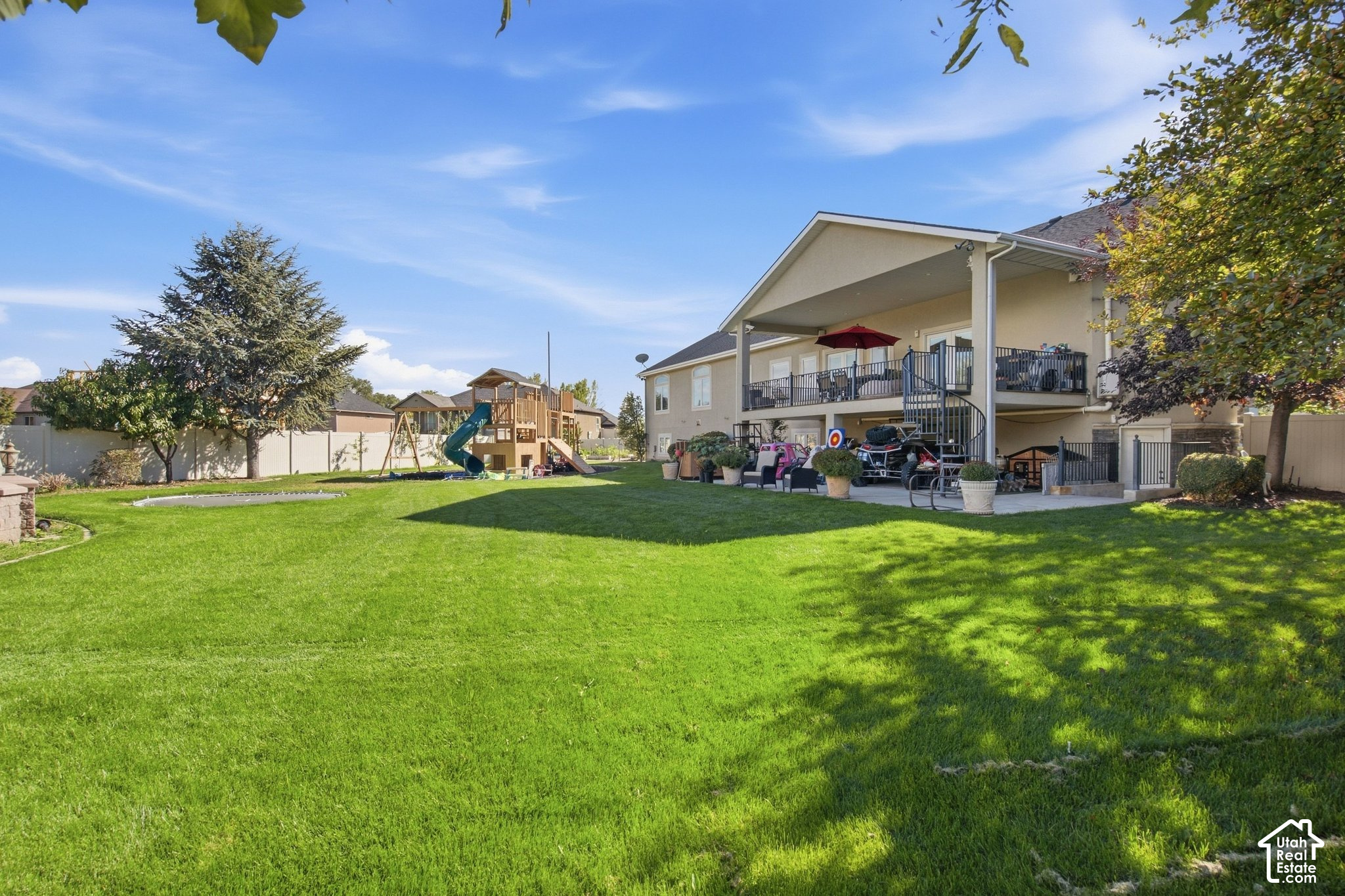 main property photo 73