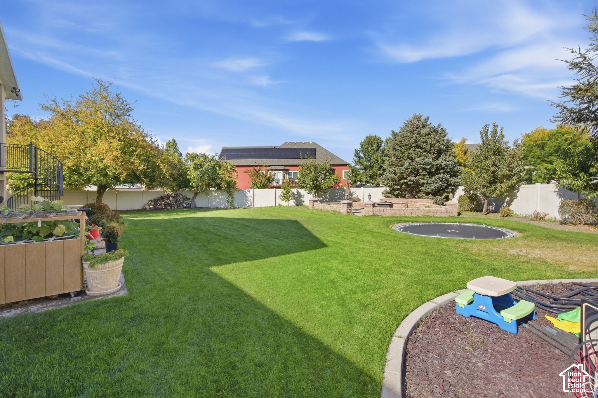main property photo 77