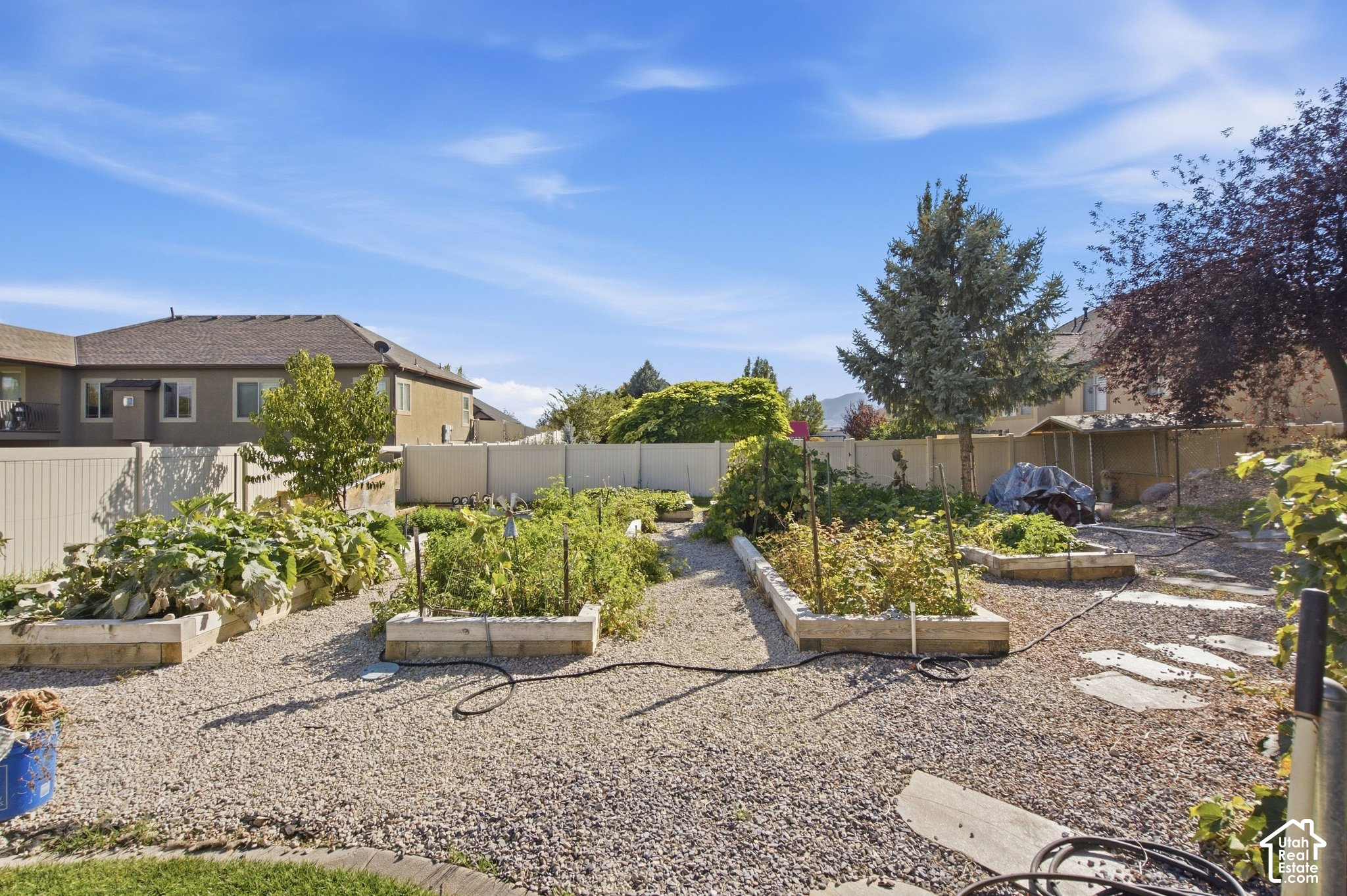 main property photo 78