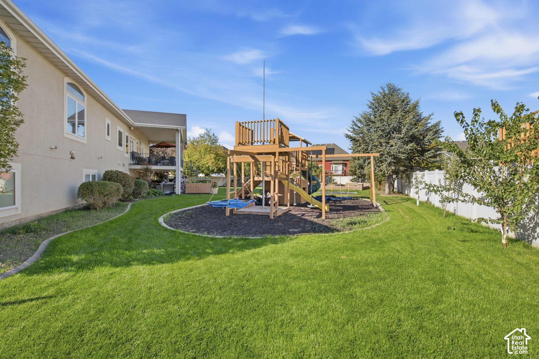 main property photo 81