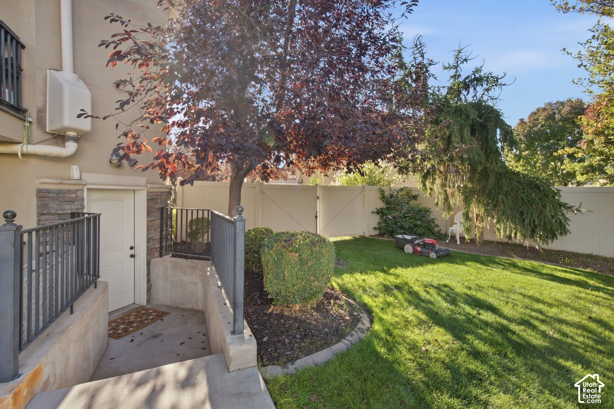 main property photo 82