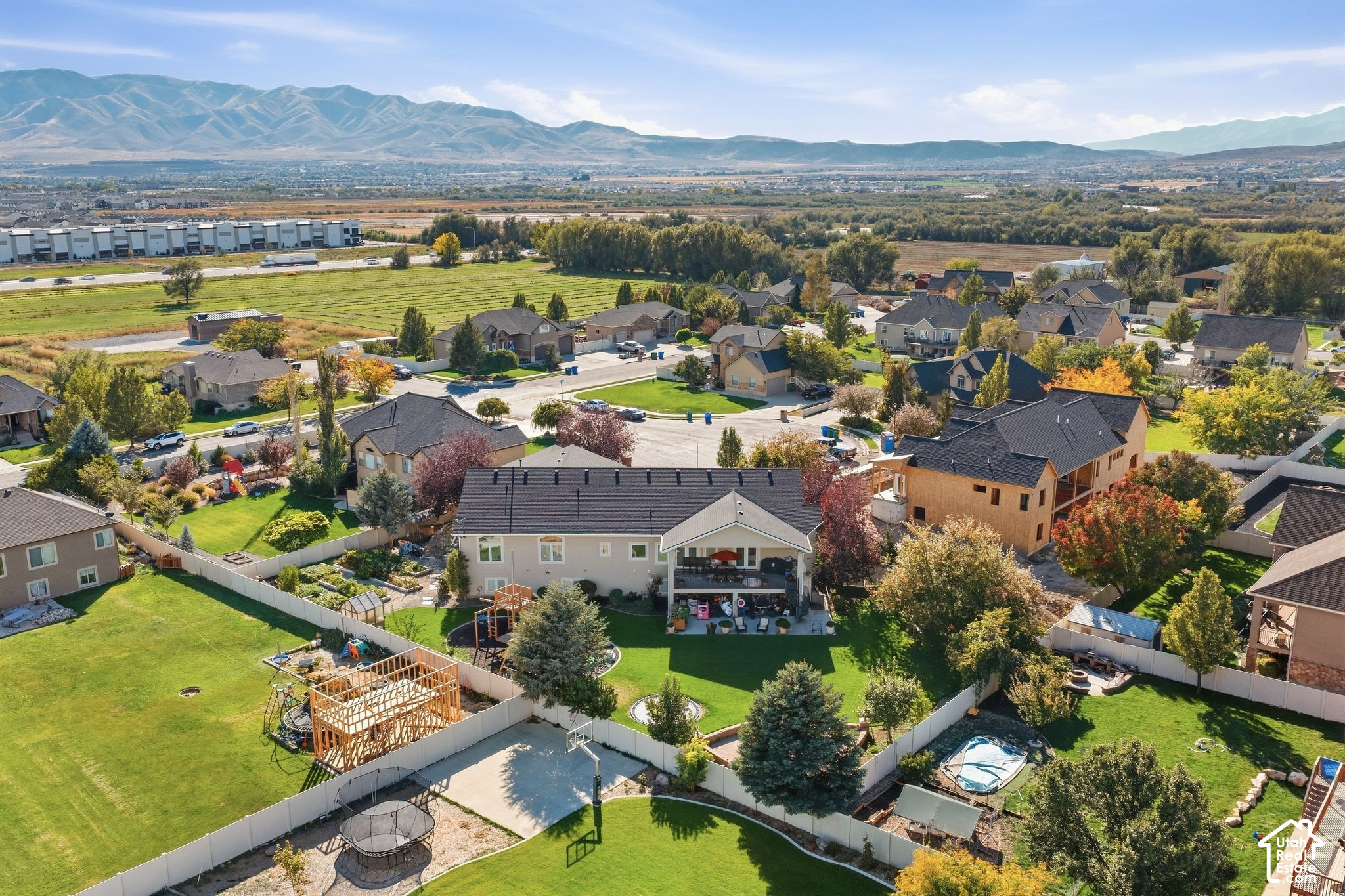 main property photo 89