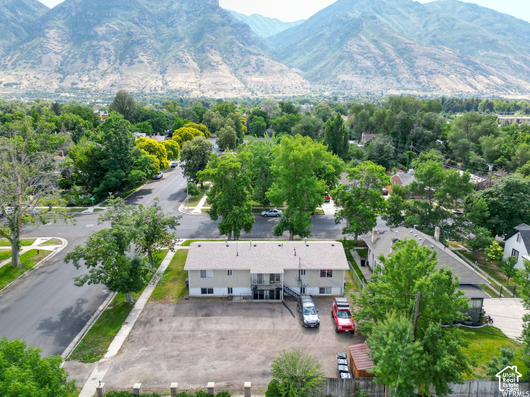 main property photo 17