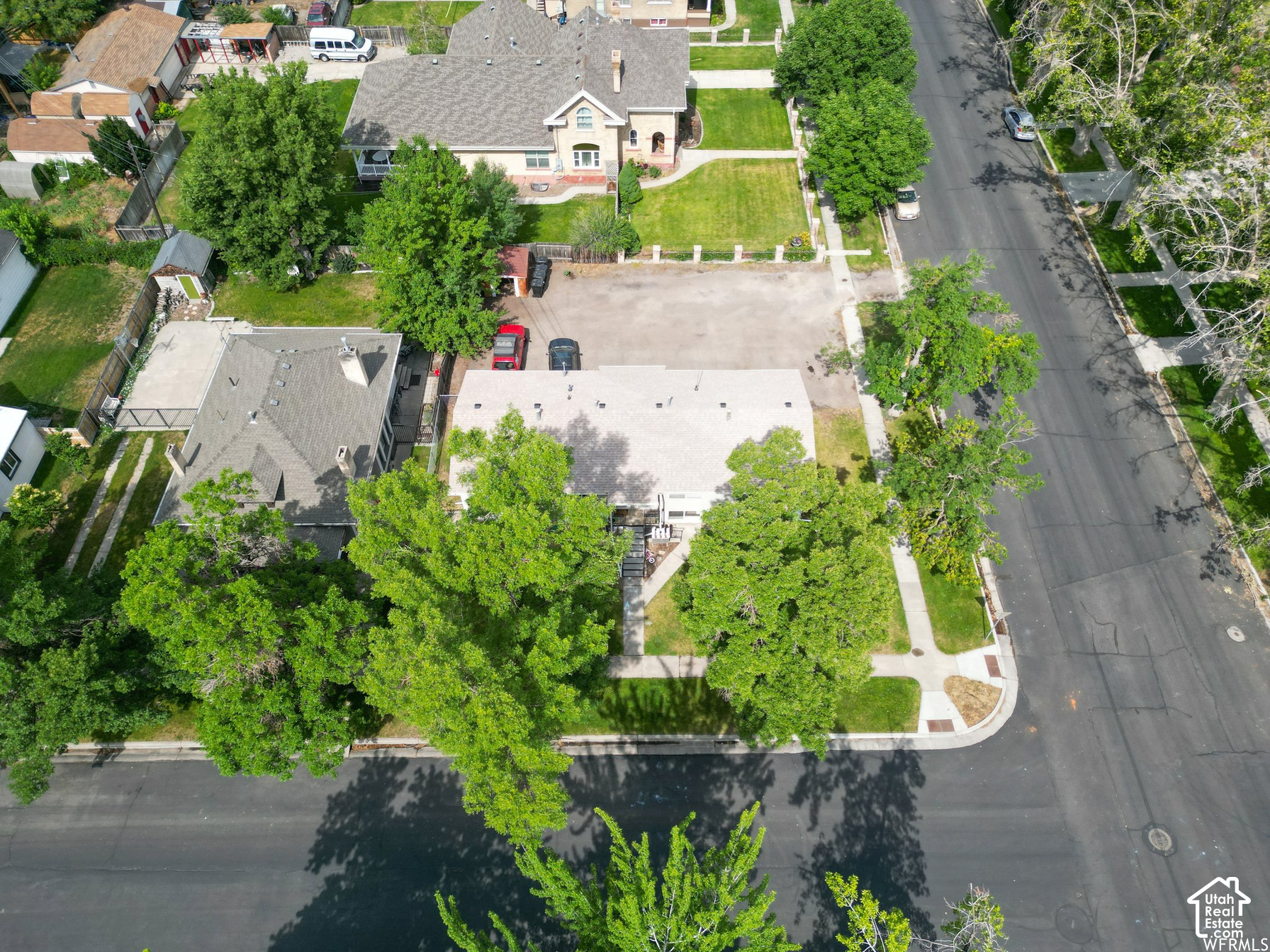 main property photo 19