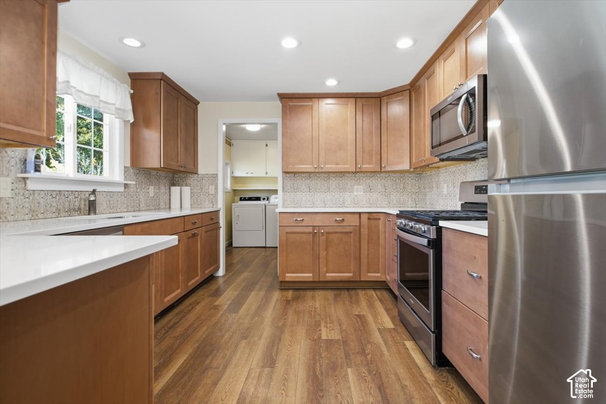 main property photo 8