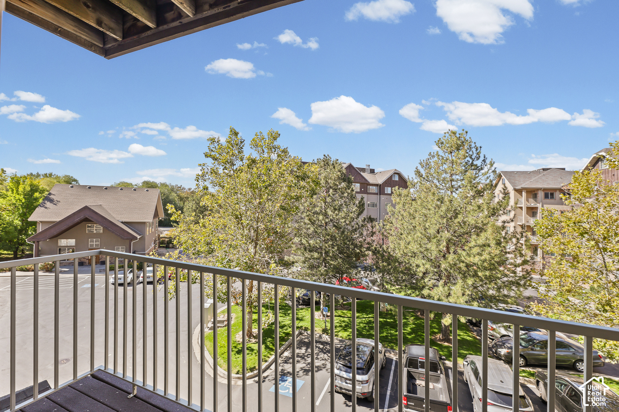 main property photo 26