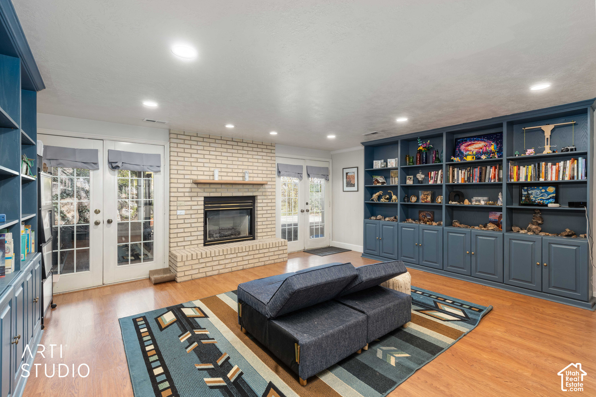 main property photo 37