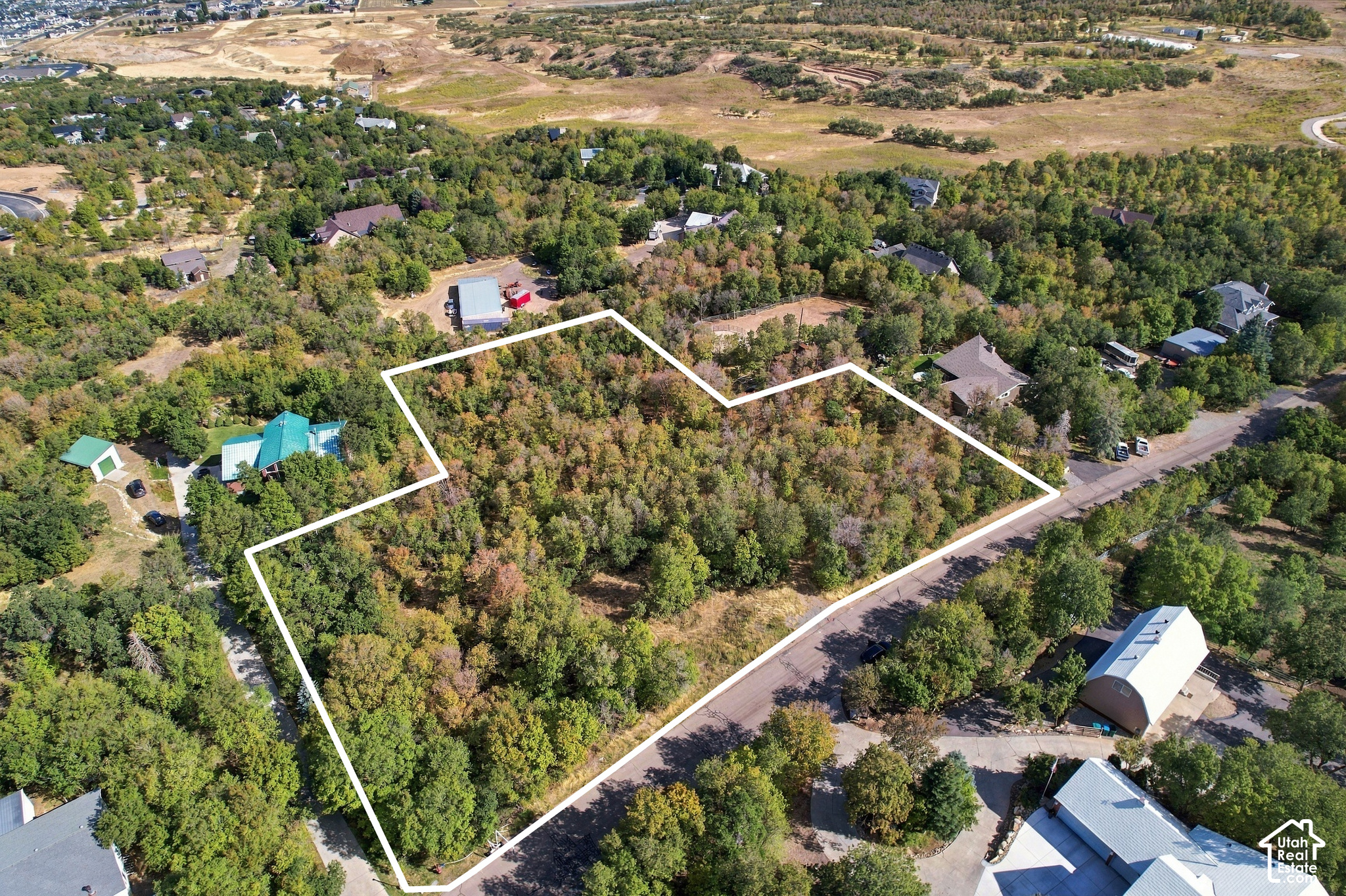 main property photo 9