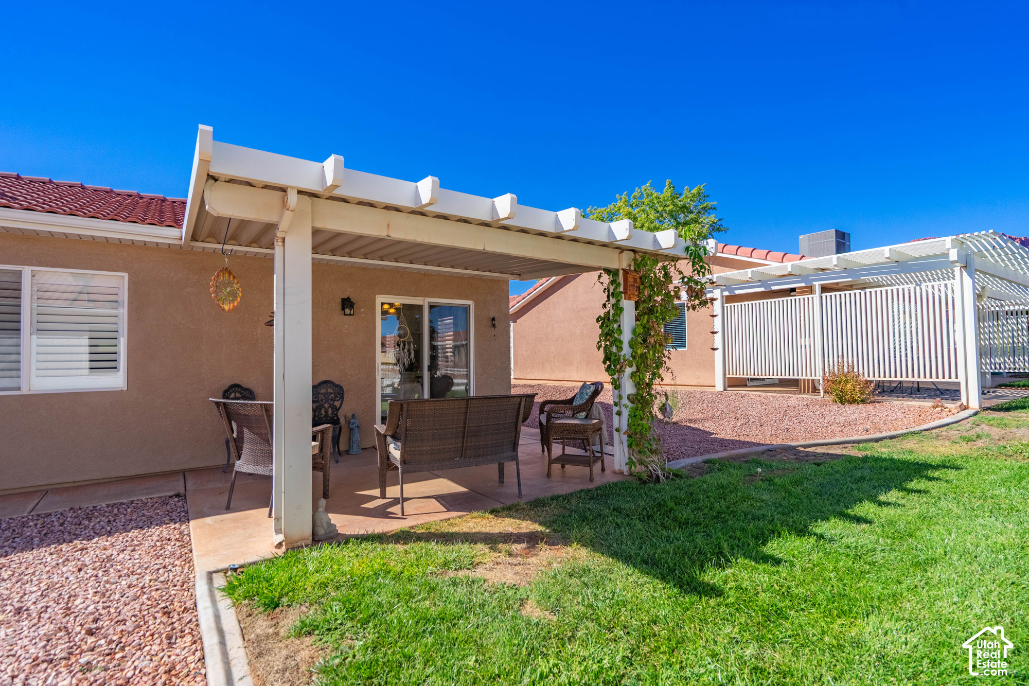 main property photo 50