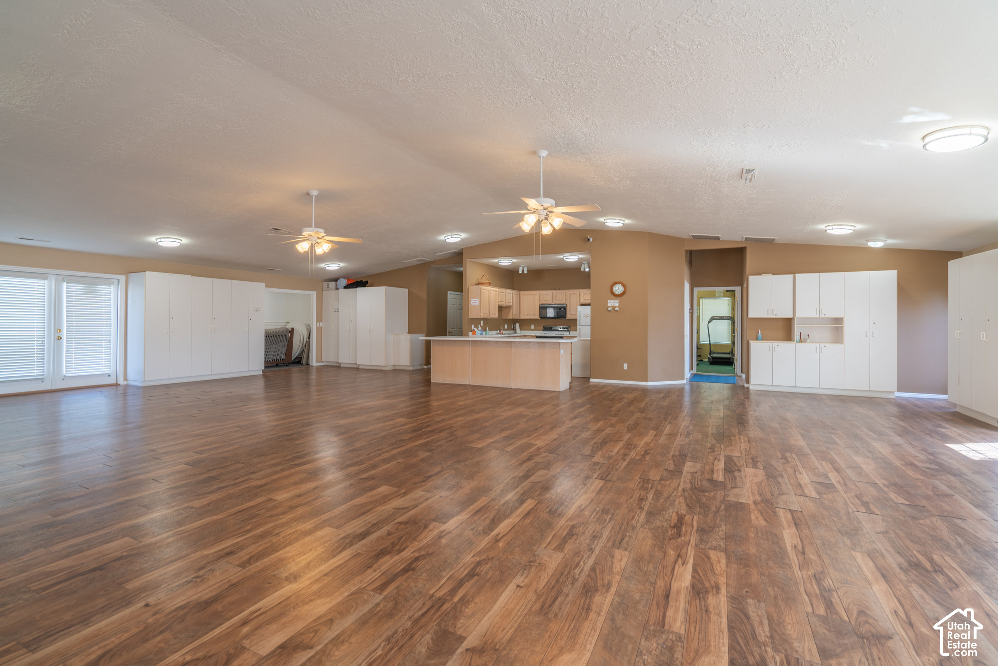 main property photo 70