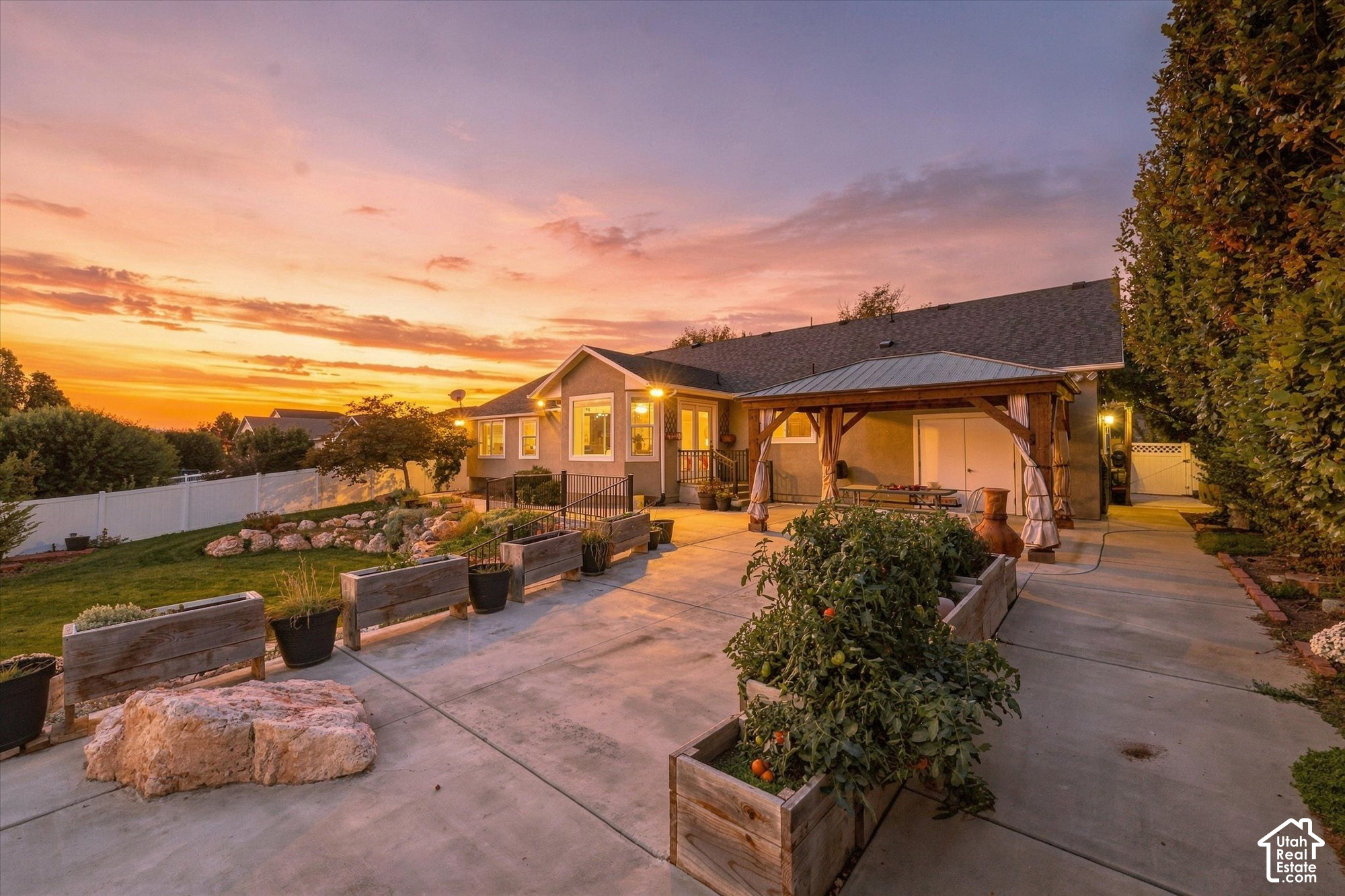 main property photo 47