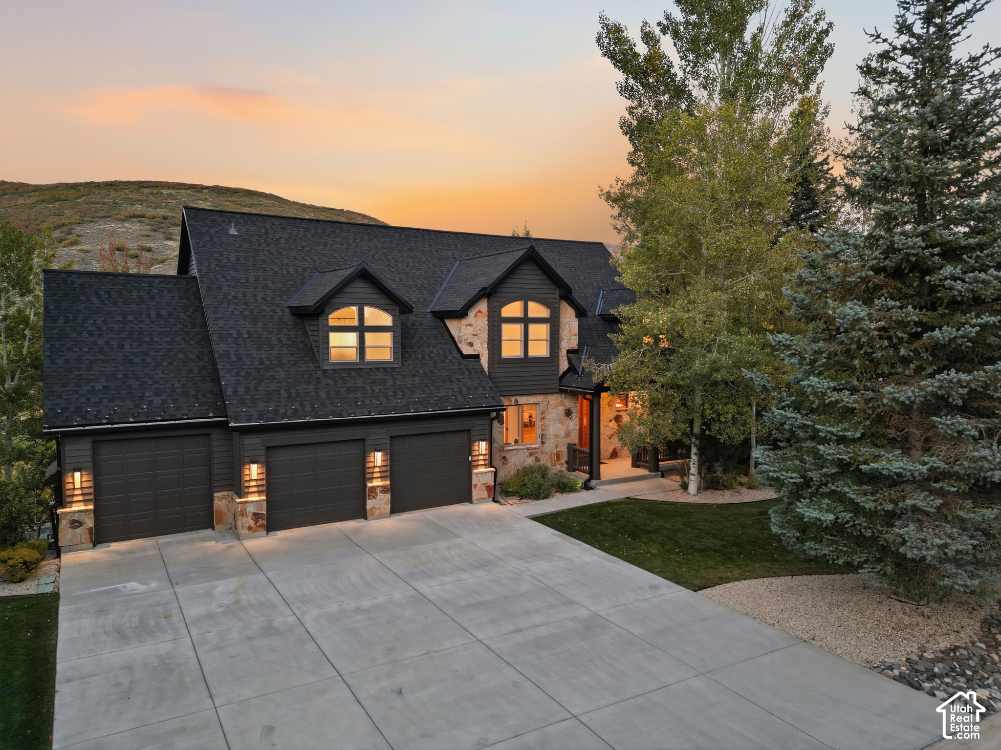 main property photo 64