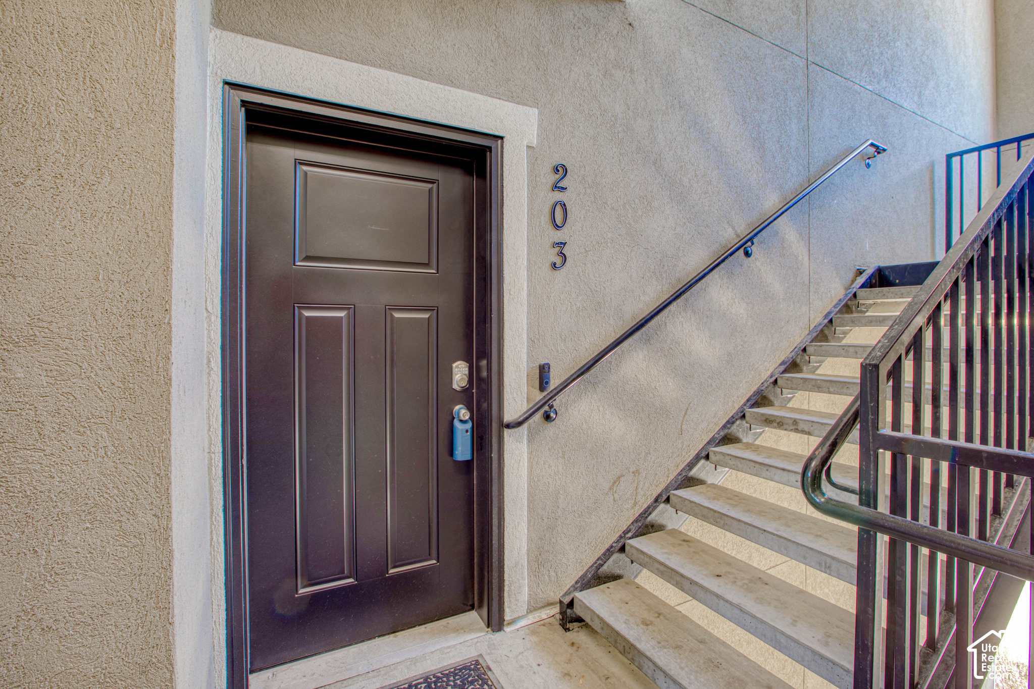 main property photo 28