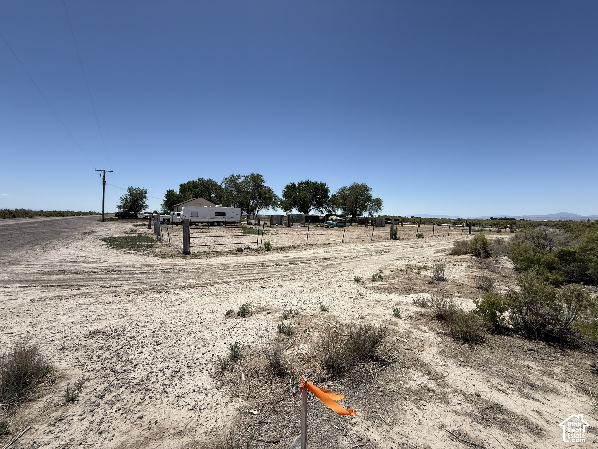 main property photo 50