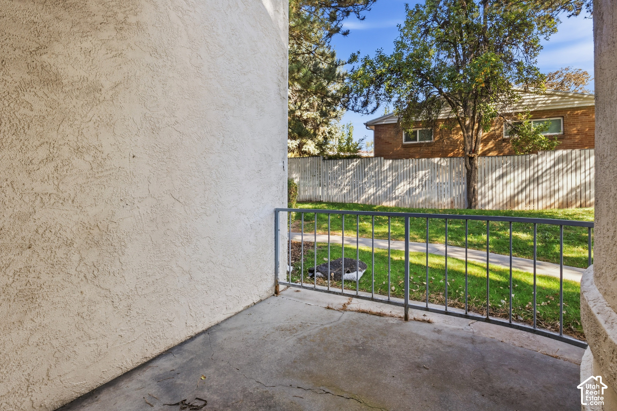 main property photo 18