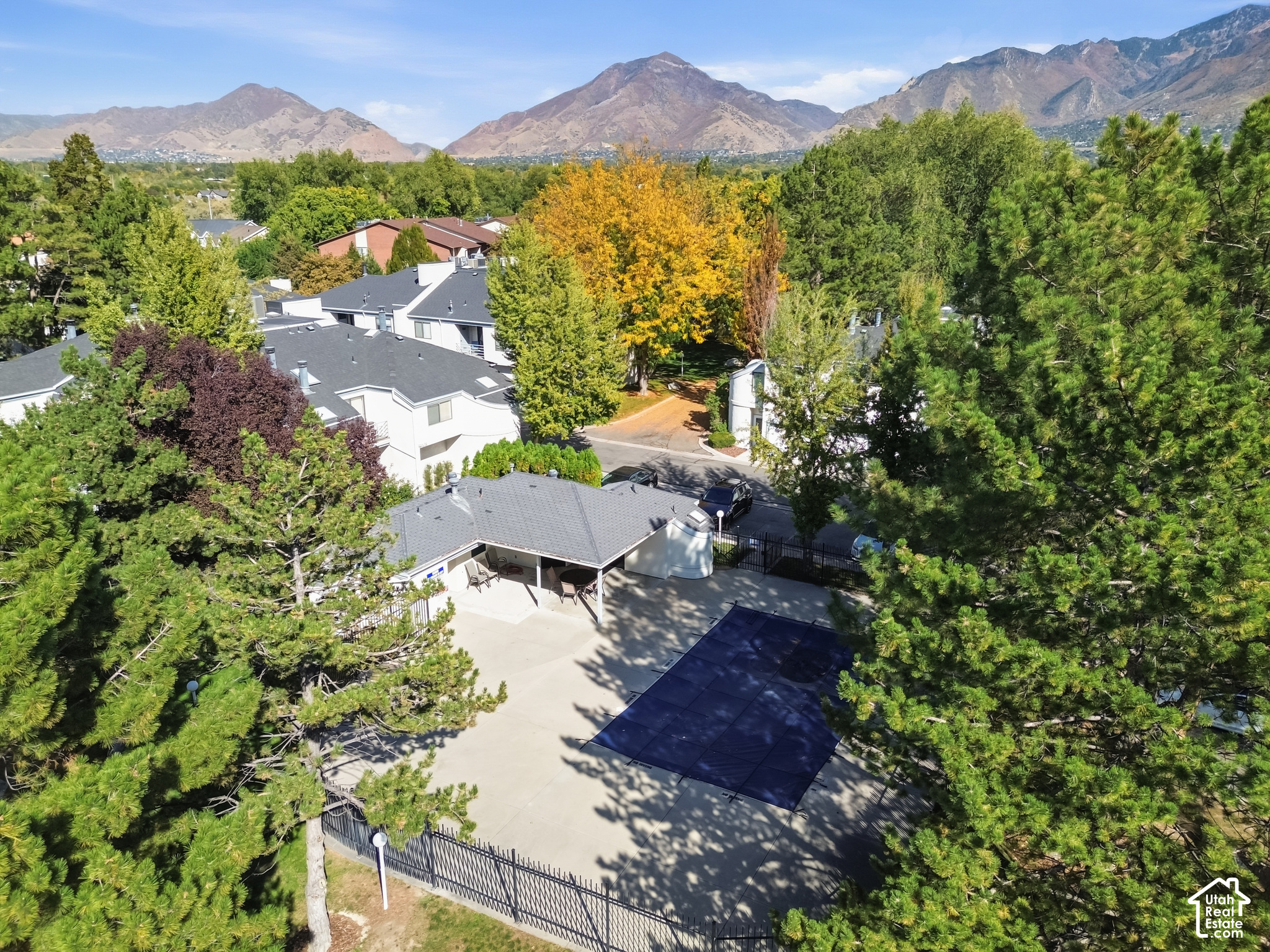 main property photo 36