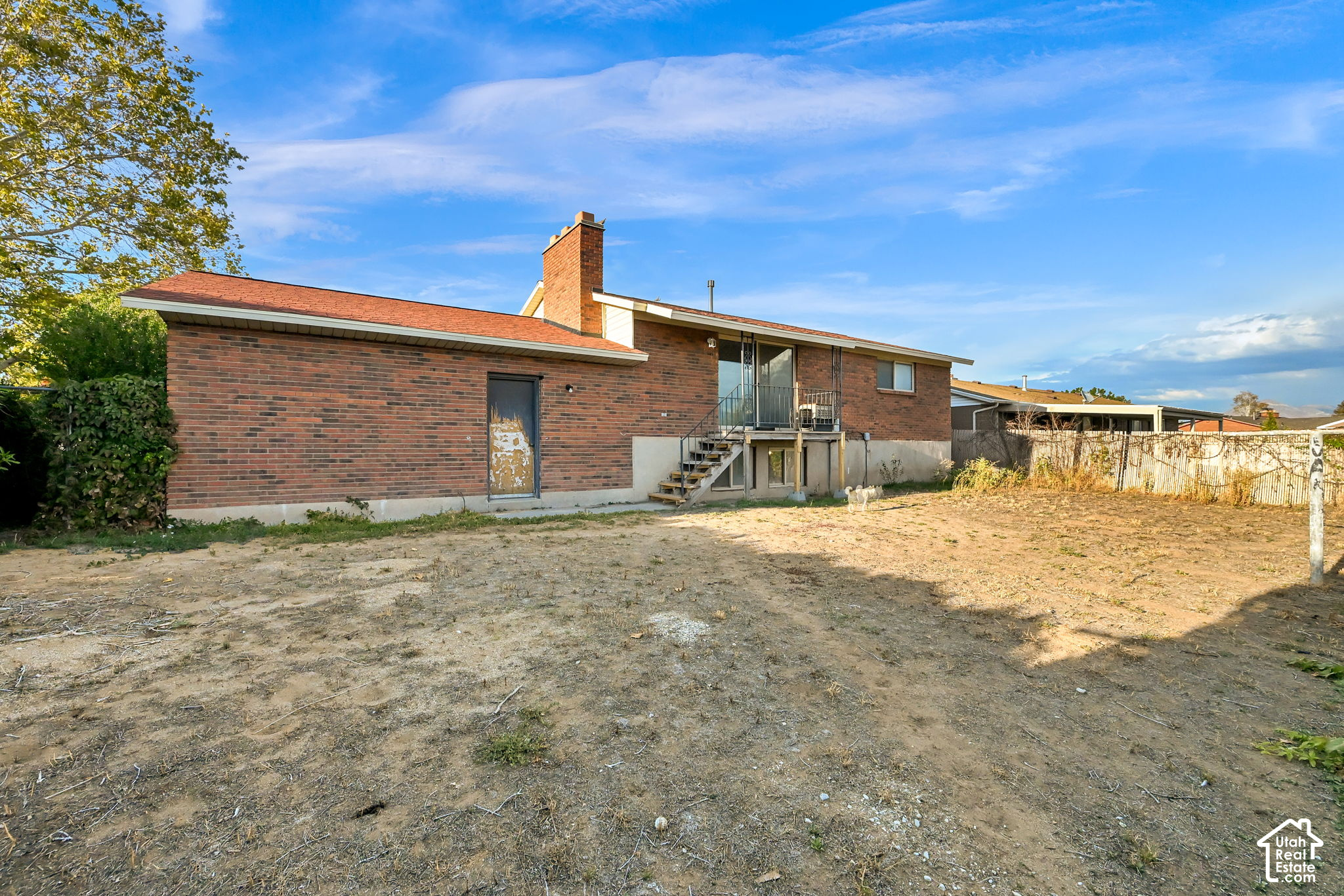 main property photo 17