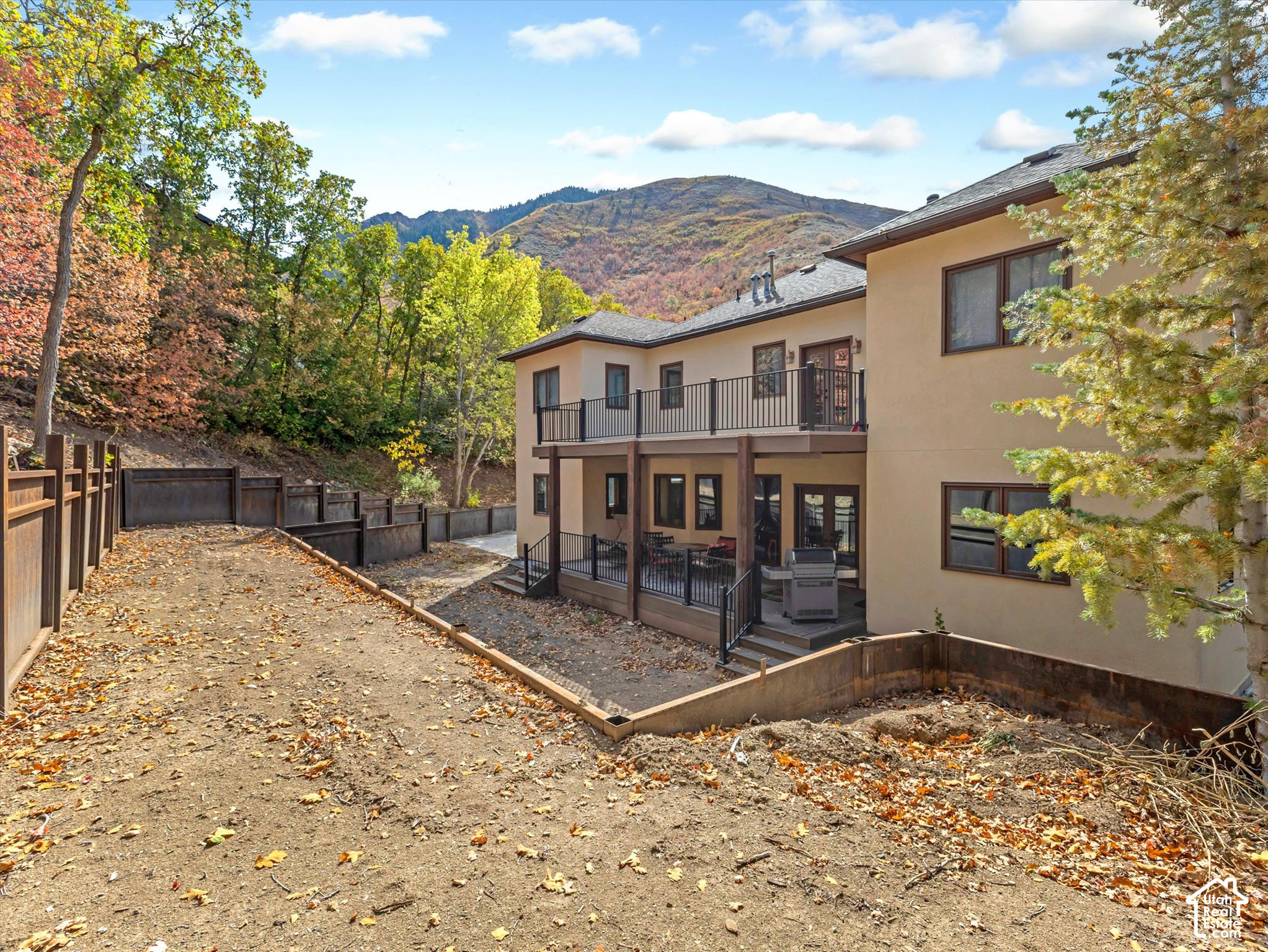 main property photo 45