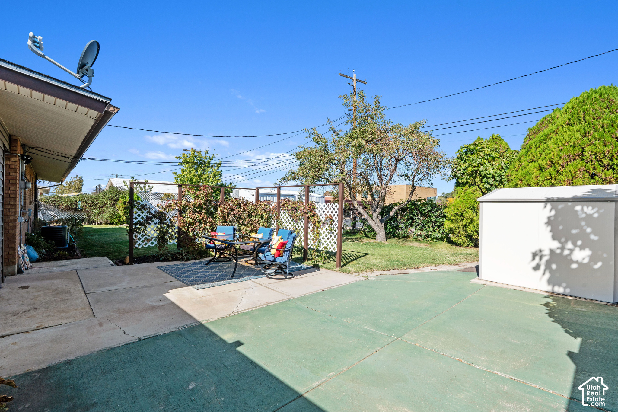 main property photo 15