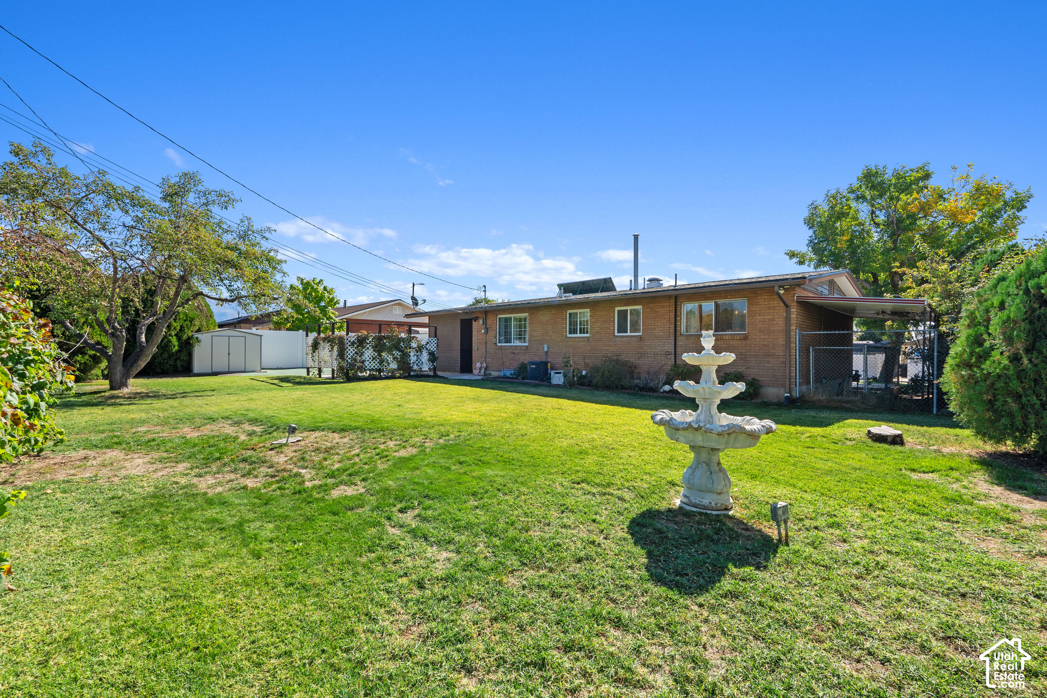 main property photo 19