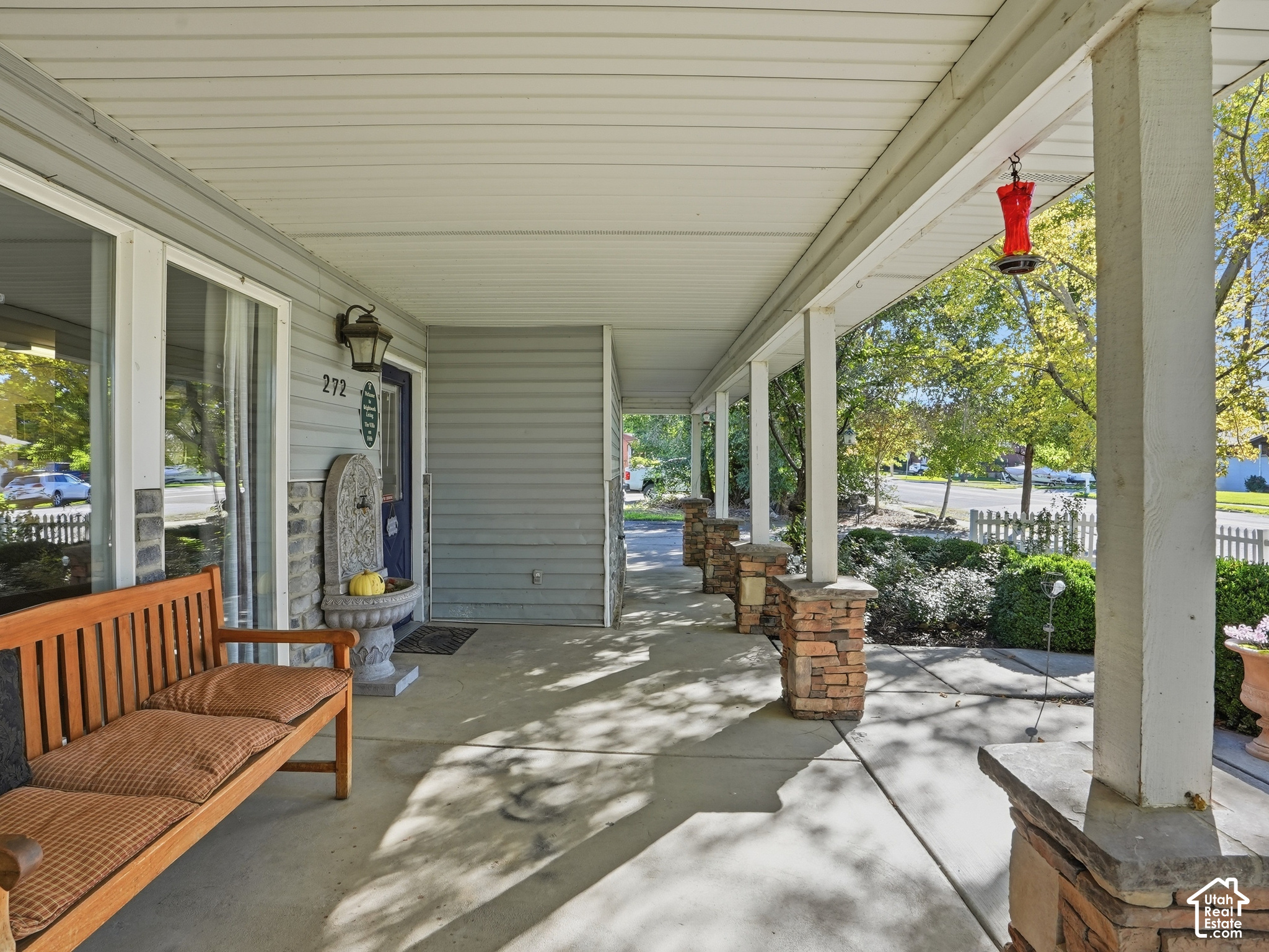 main property photo 4