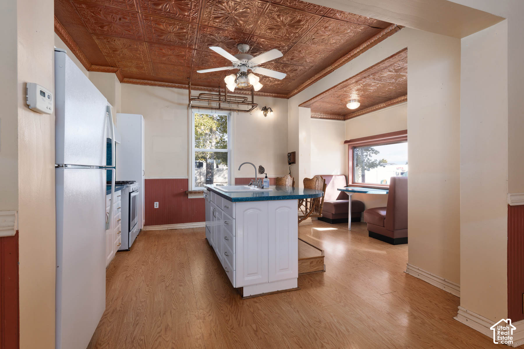main property photo 15