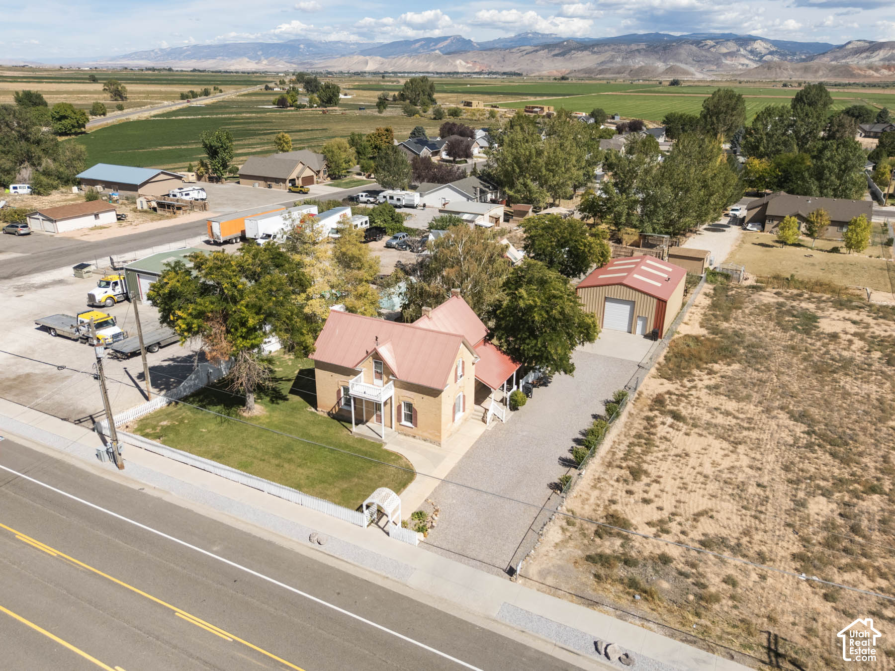 main property photo 56